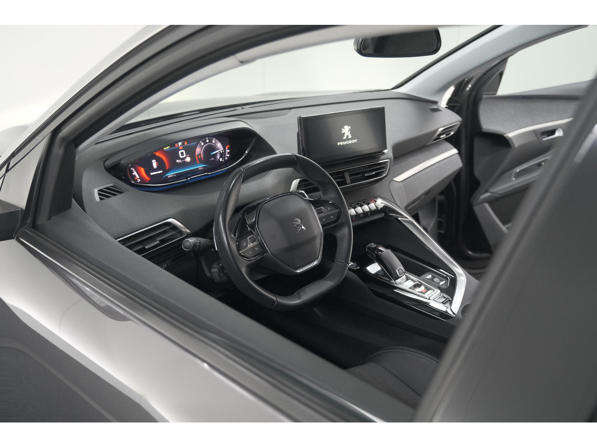 Peugeot 3008 PureTech 130 EAT8 Allure | Camera | Adaptieve Cruise Control | Elektrische Kofferklep