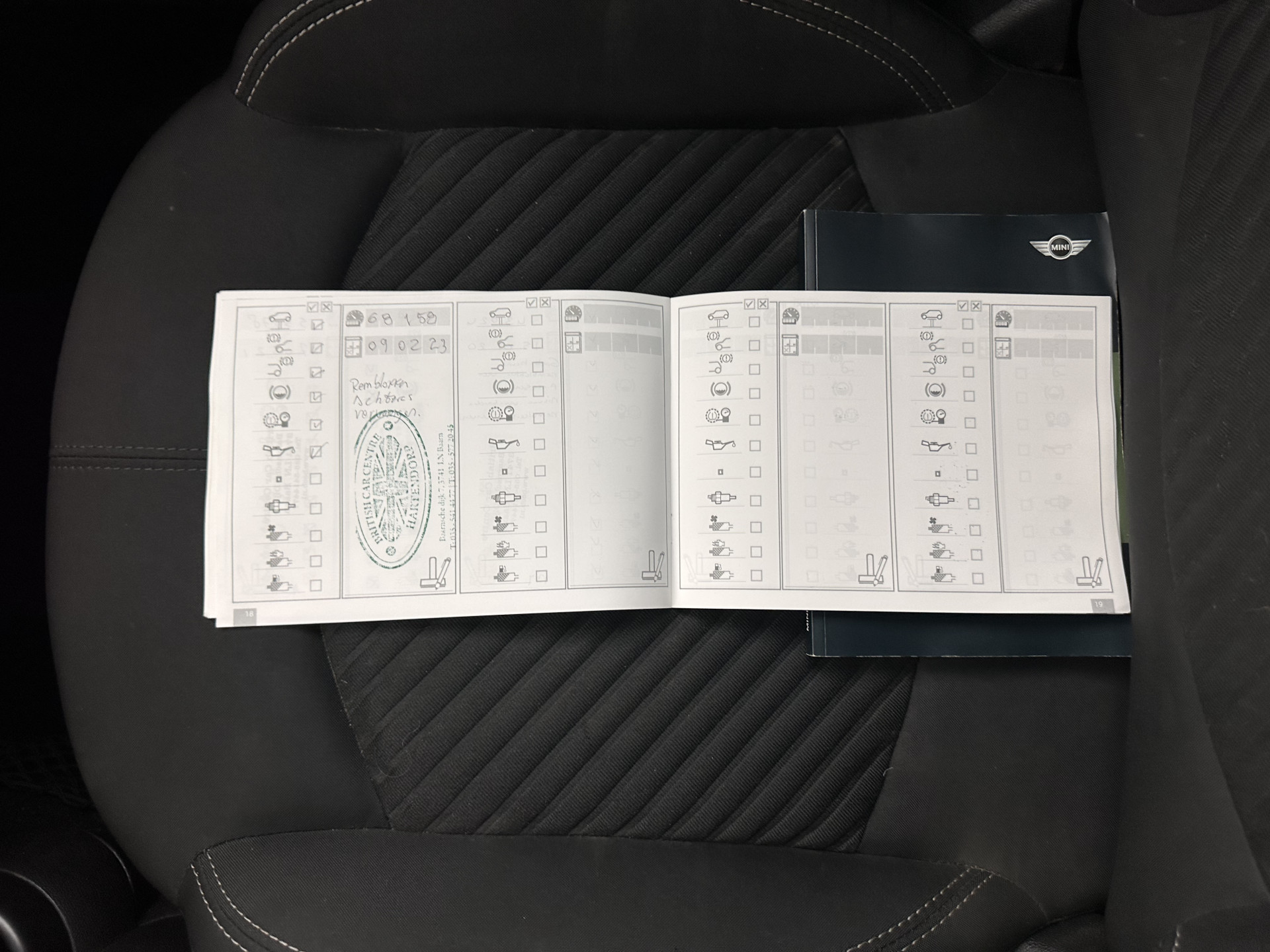 MINI Mini Countryman 2.0 John Cooper Works-Pack SD ALL4  Pepper Aut. *XENON | HARMAN/KARDON | SPORTSEATS | NAVI-FULLMAP | SHIFTPADDLES | ECC | PDC | CRUISE | TOWBAR | 18''ALU*