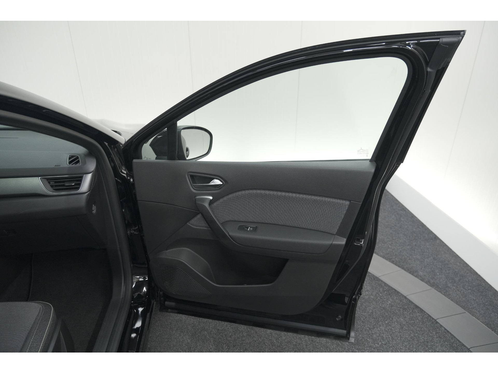 Renault Captur Mild Hybrid 160 EDC Techno | Pack Winter | Camera | Adaptieve Cruise Control | Apple Carplay