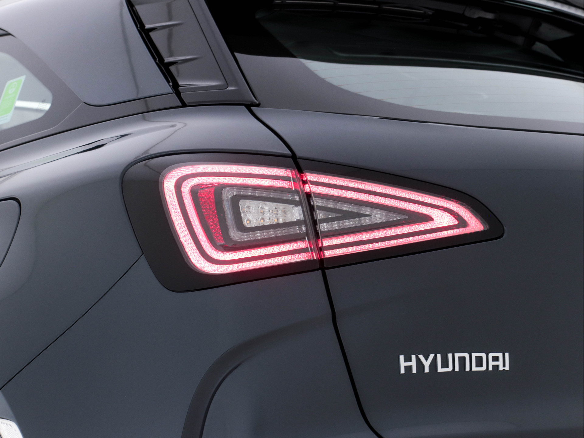 Hyundai NEXO FCEV Plus Pack [ HYDROGENIUM ] (INCL-BTW) *PANO | LEATHER | KRELL-SOUNDSYSTEM | NAVI-FULLMAP | ADAPT.CRUISE |  FULL-LED | KEYLESS | DAB | DIGI-COCKPIT | TOP-VIEW | SHIFT-PADDLES | COMFORTSEATS | 19"ALU*