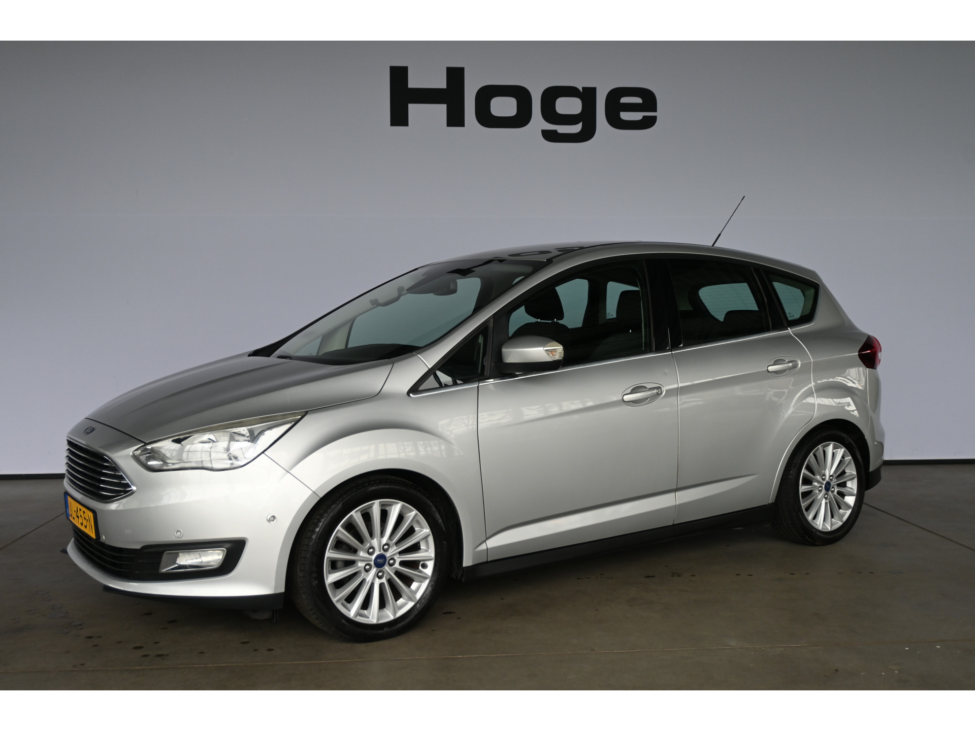 Ford C-Max 1.0 Titanium Clima Cruise control Navigatie Rijklaarprijs Inruil Mogelijk!