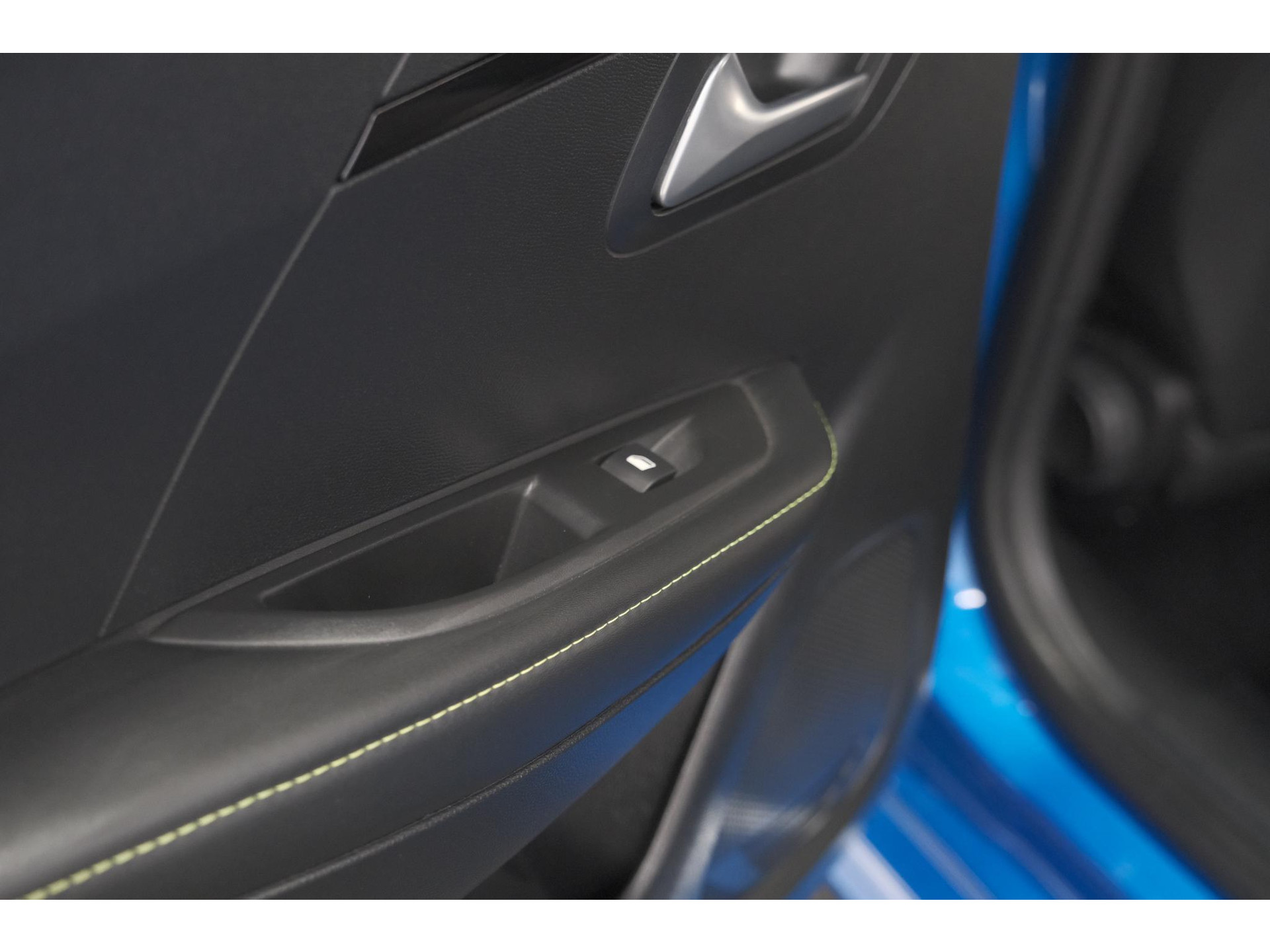 Peugeot e-208 EV GT Pack 50 kWh | Camera | Adapieve Cruise Control | Stoelverwarming | 3 FASE