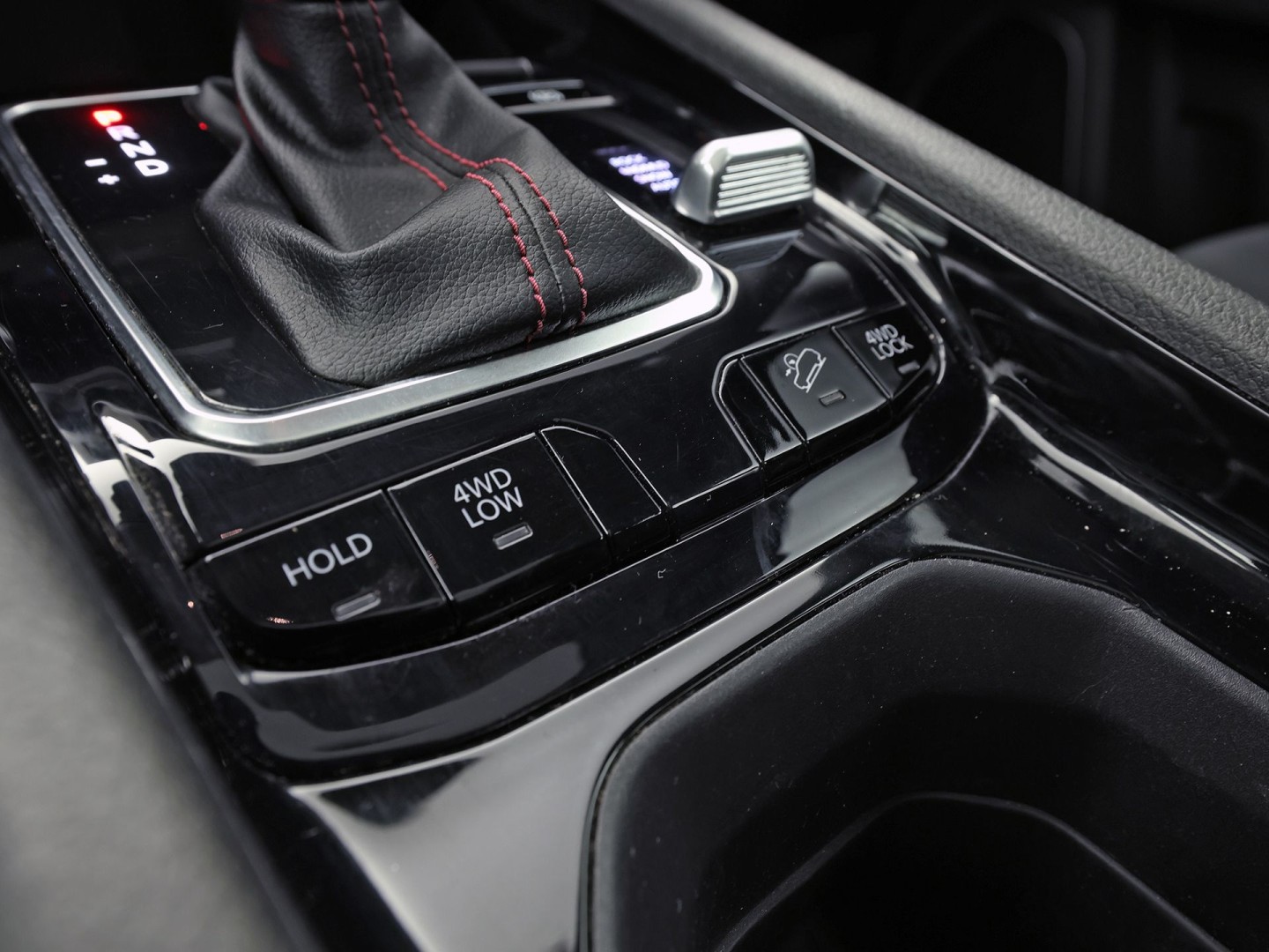 Jeep Compass 4xe 240 Plug-in Hybrid Electric Trailhawk 240Pk Automaat (PANORAMADAK, VIRTUAL COCKPIT, APPLE CARPLAY, GROOT NAVI, CAMERA, SPORTSTOELEN, GETINT GLAS, ADAPTIVE CRUISE, NIEUWSTAAT)
