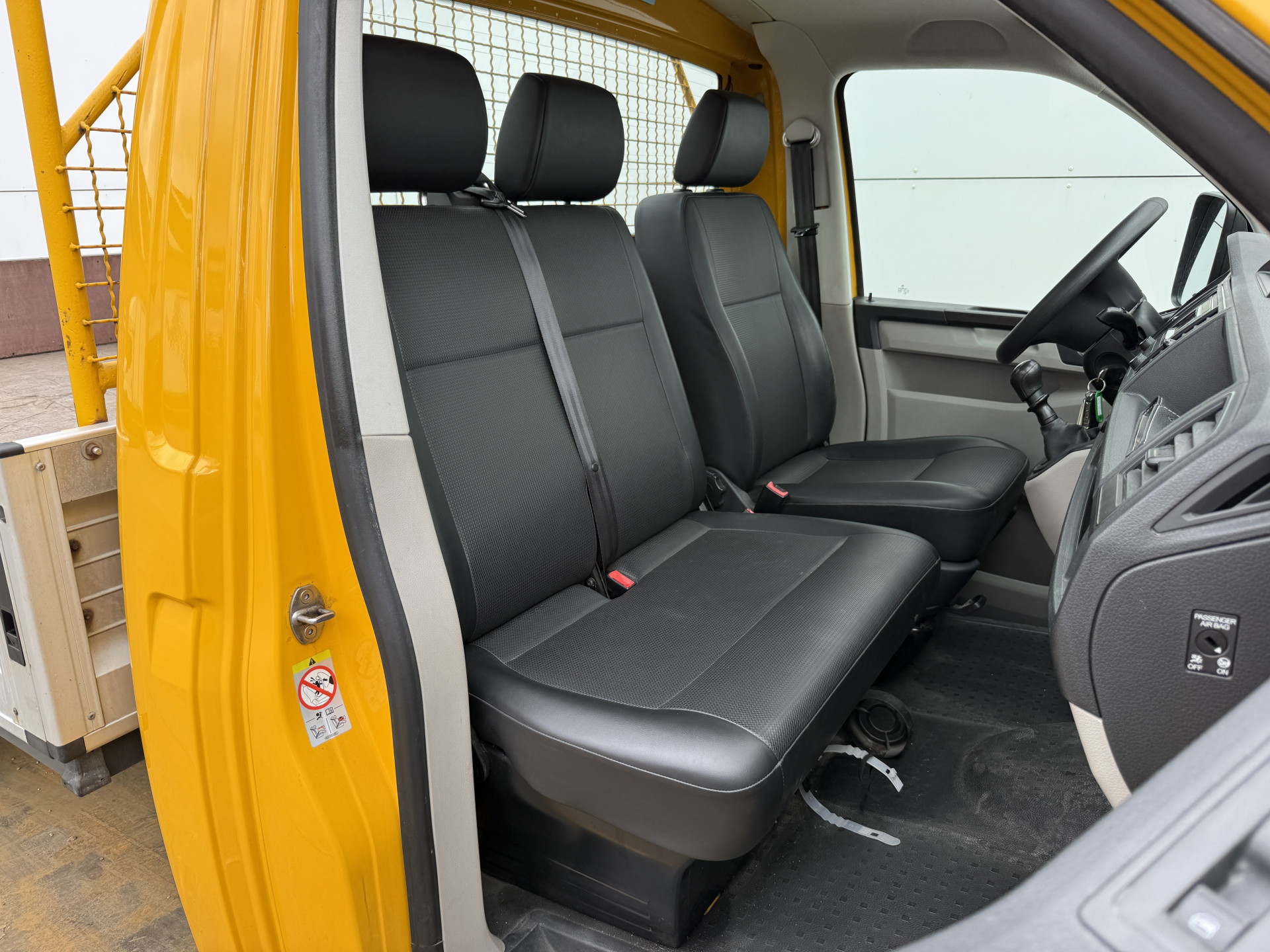Volkswagen Transporter T6 150PK Open Laadbak Cruise Control Airco 2.2T Trekhaak Pritische Pickup Open Box