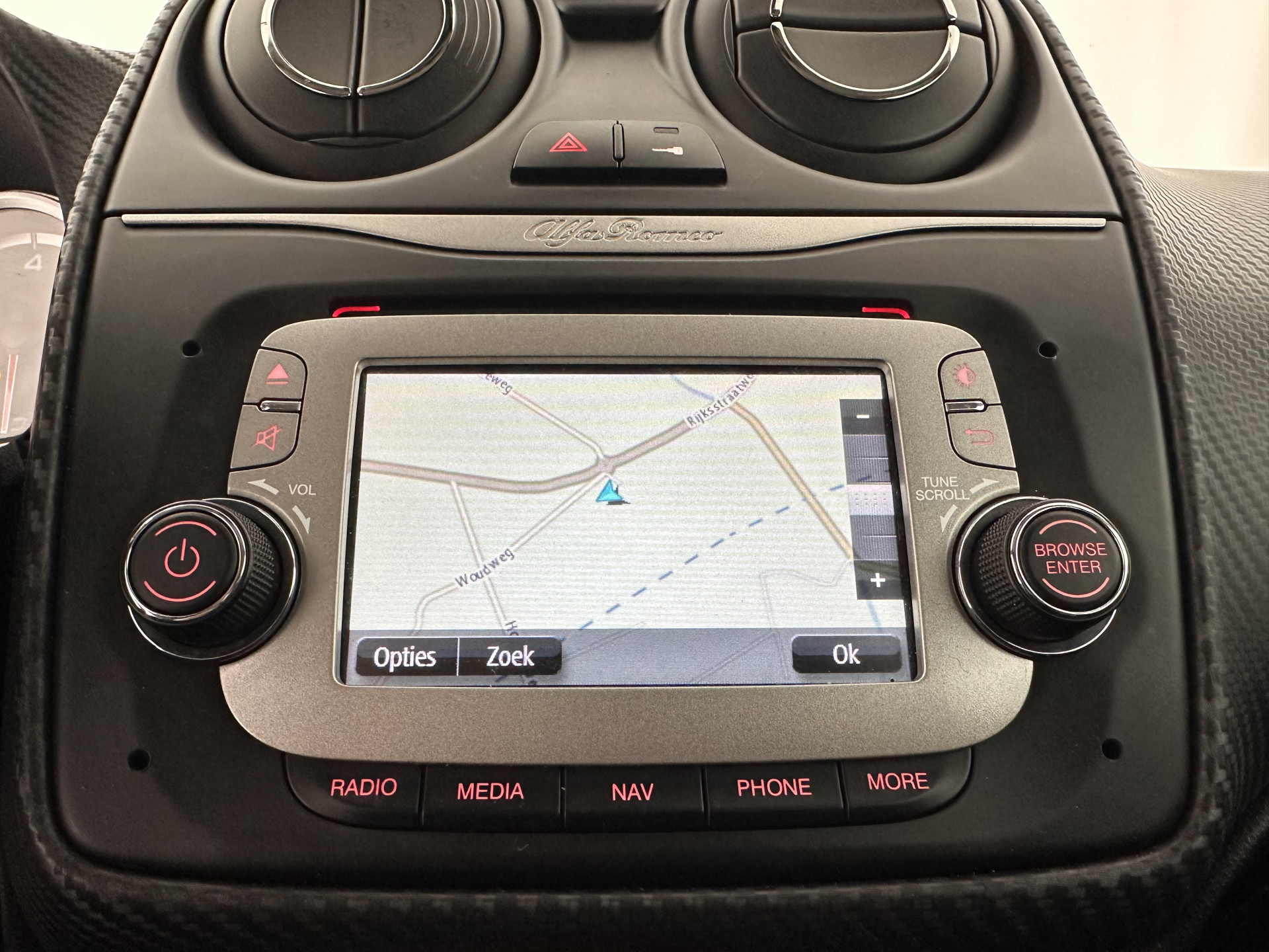 Alfa Romeo MiTo 1.3 JTDm ECO Exclusive *LUXURY-LEATHER | NAVI-FULLMAP | SPORT-SEATS | ECC | PDC | CRUISE | 17''ALU*