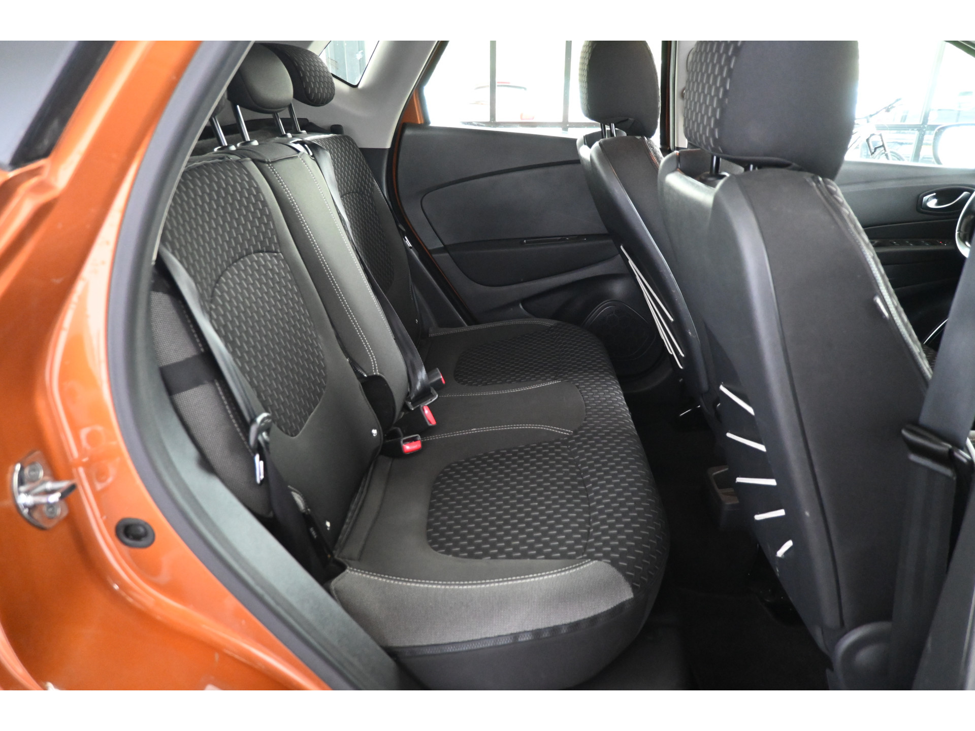 Renault Captur 0.9 TCe Intens Easy Life Nap! Clima Cruise Led Navigatie Lichtmetaal 1e Eigenaar! 100% Onderhouden! Inruil Mogelijk!