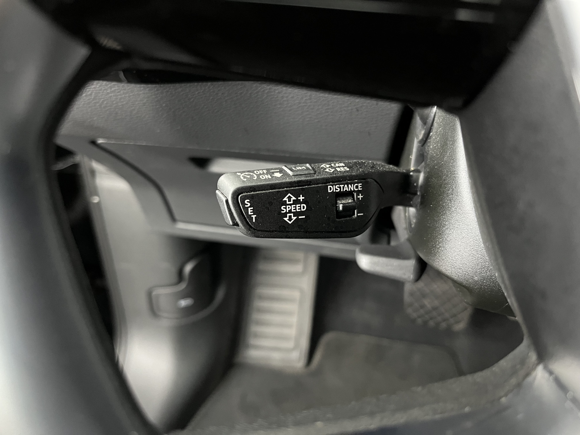 Audi e-tron 55 quattro Advanced edition Plus 95 kWh [3-Fase] {SOH-93%} (INCL-BTW) Aut.*LEATHER | ADAPTIVE-CRUISE | FULL-LED | DIGI-COCKPIT | KEYLESS | MEMORY-PACK | CAMERA | NAVI-FULLMAP | SHIFT-PADDLES | DAB+ | HEATED-COMFORTSEATS | DRIVE-SELECT | 20''AL