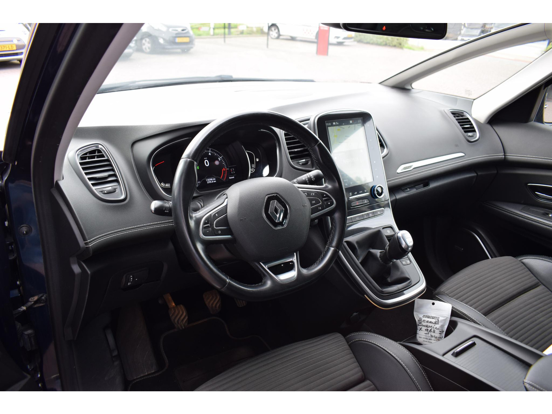 Renault Grand Scénic 1.3 TCe Intens 7p. | Trekhaak | Half Leer | Stoelverw. | Bose
