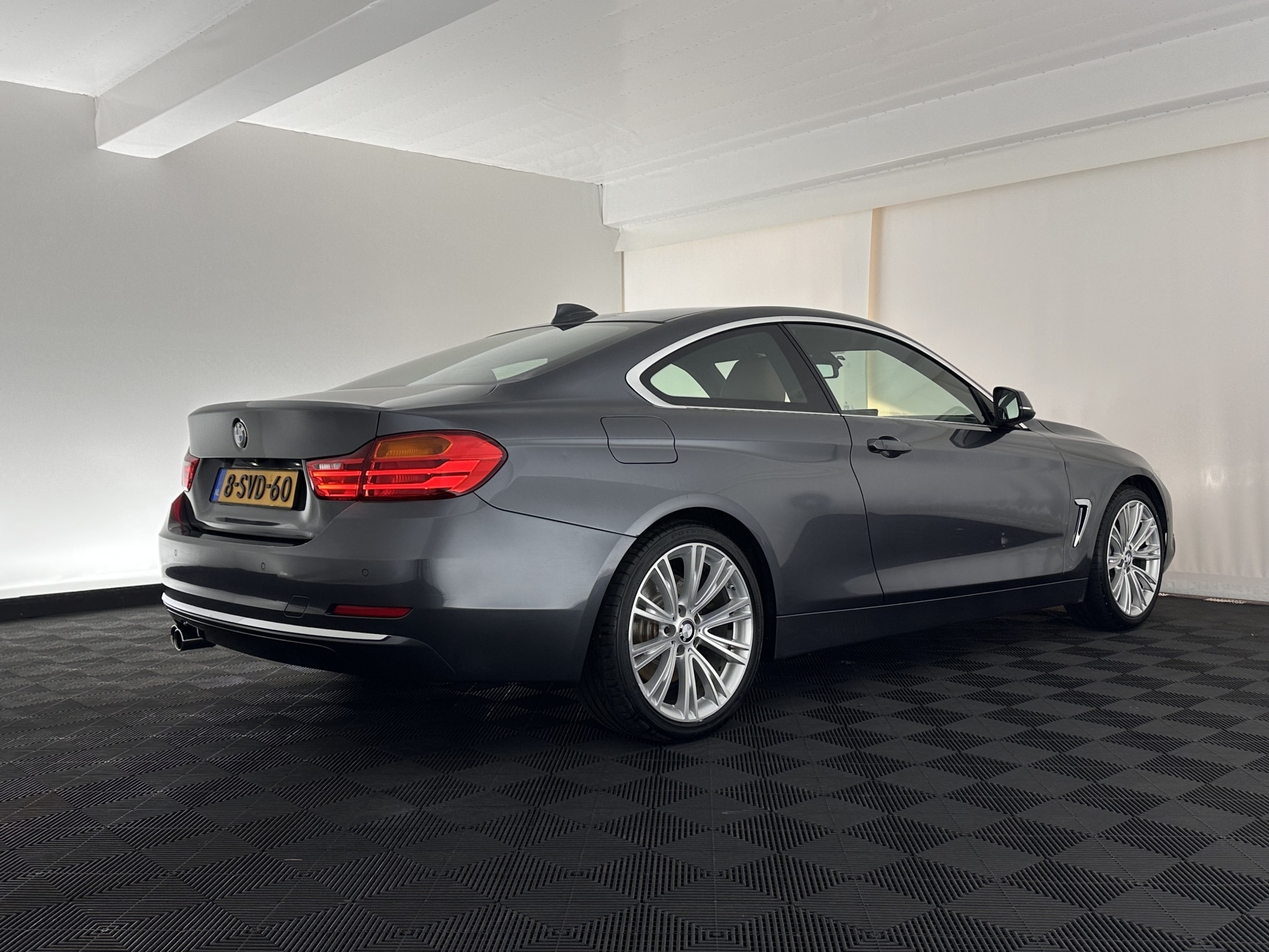 BMW 4-serie Coupé 435d xDrive Executive Aut. *LEATHER | BI-XENON | MEMORY-PACK | TOPVIEW | HEAD-UP | BLINDSPOT | HEATED-SPORTSEATS | KEYLESS | NAVI-FULLMAP | ECC | PDC | CRUISE | 19''ALU*