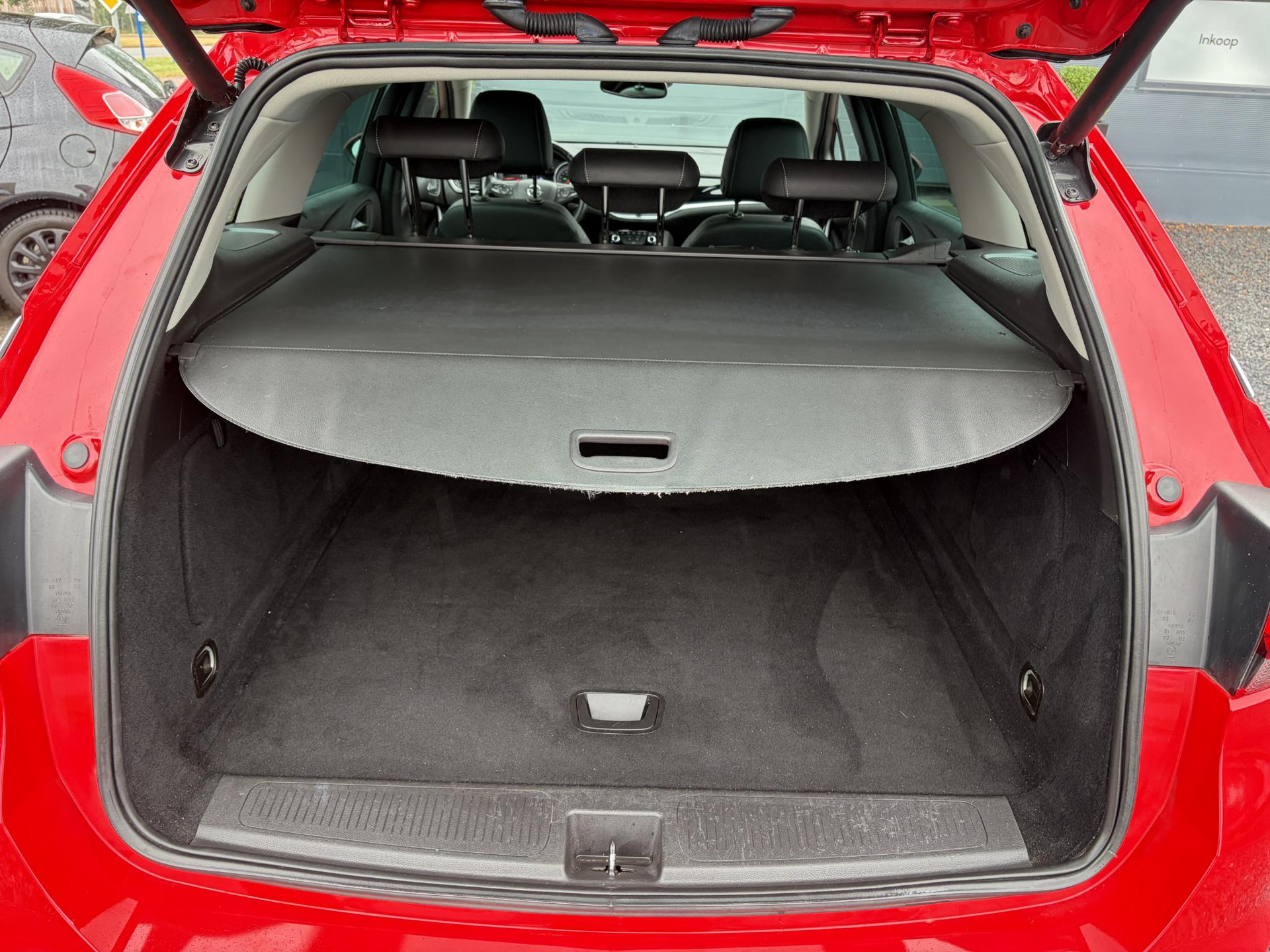 Opel Astra Sports Tourer 1.4 Innovation Dealer Onderhouden l 150pk l Carplay l 2e Eigenaar l Camera l Trekhaak l Keyless l Navi l Halfleder l Pdc V+A l 6 Bak l Clima l Cruise l Rijstrooksensor l Dodehoeksensor l N.A.P l Apk tot 01-2027