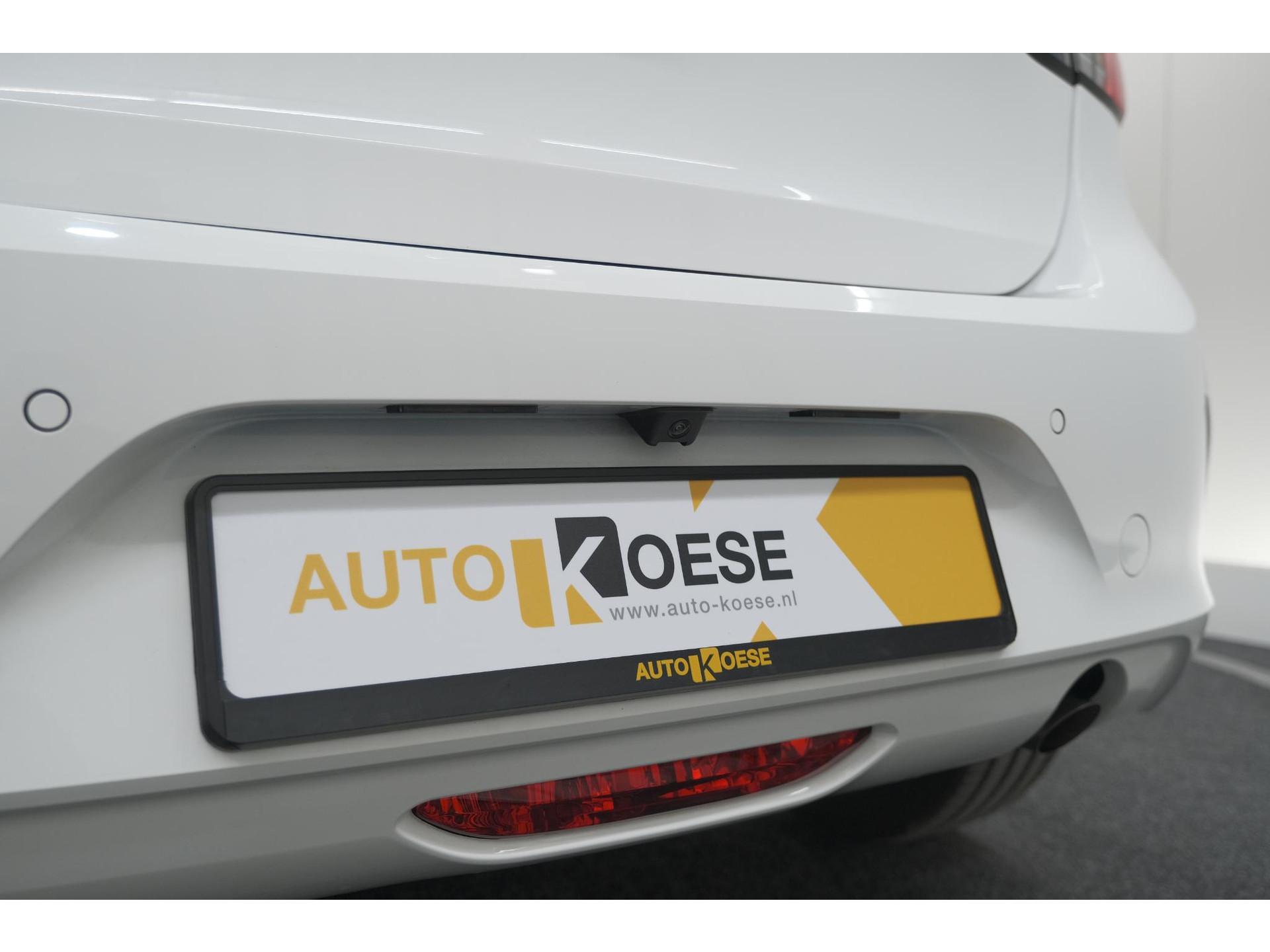 Opel Corsa 1.2 Turbo 100 Ultimate | Panoramadak | Camera | Dodehoekdetectie | Apple Carplay