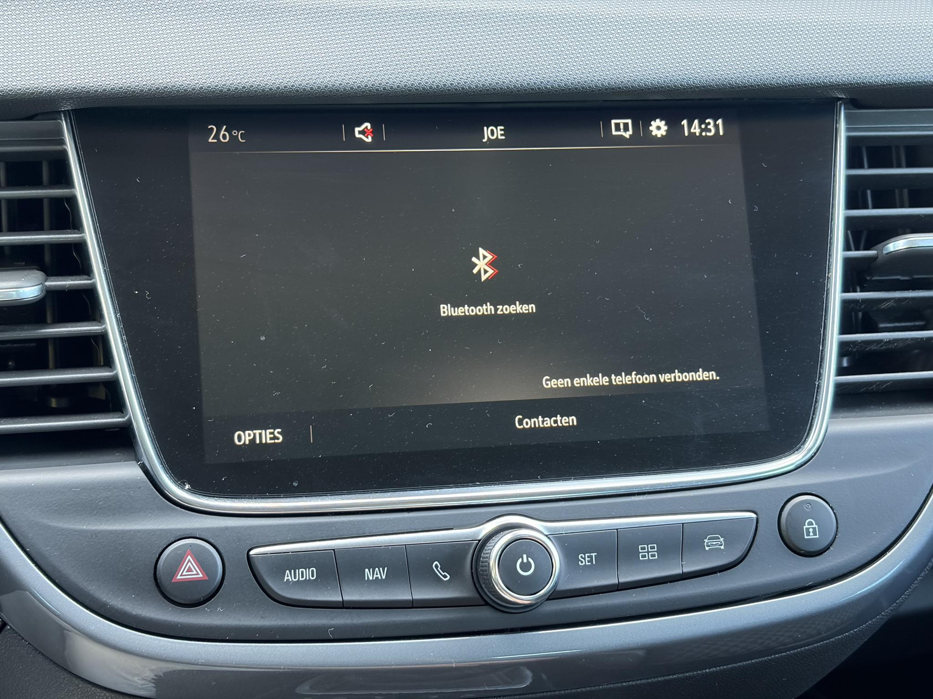 Opel Crossland X 1.2 Turbo Innovation ✓1e Eigenaar✓Dealer Onderhouden✓360° Camera✓Carplay✓Navi✓6 Bak✓110pk✓Keylss✓Halfleder✓Pdc V+A✓Lm velgen✓N.A.P✓Rijstrooksensor✓Dodehoeksensor✓Apk tot 09-2028