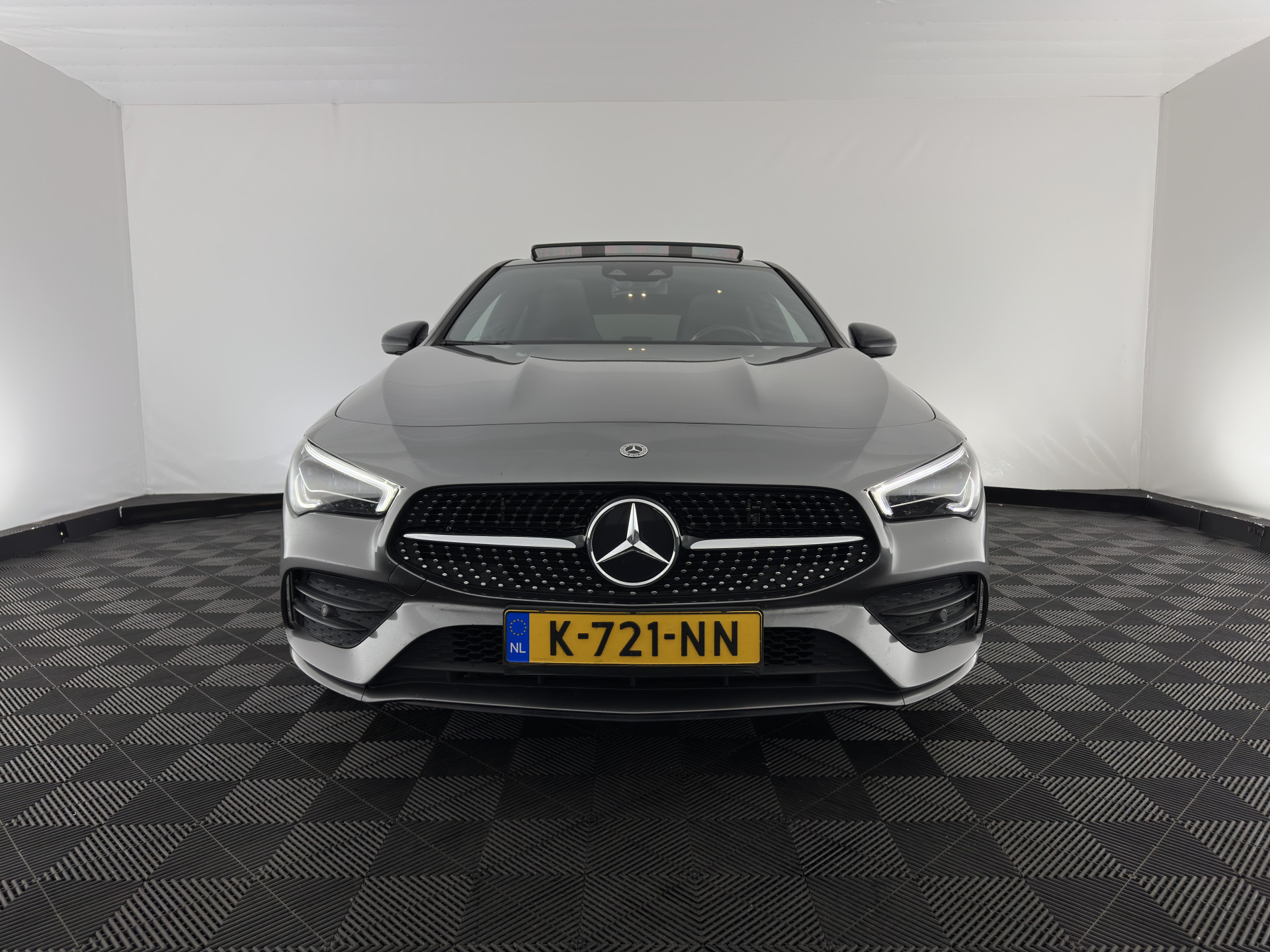 Mercedes-Benz CLA-klasse Shooting Brake 250 e Business Solution AMG Limited (INCL.BTW) *PANO | LEATHER-MICROFIBRE | MULTIBEAM-LED | AMBIENT-LIGT | BLIND-SPOT | HEATED-SPORTSEATS | WIDE-SCREEN-DIGICOCKPIT | DAB+ | NAVI-FULLMAP | CAMERA | PRIVACY-GLASS |  1