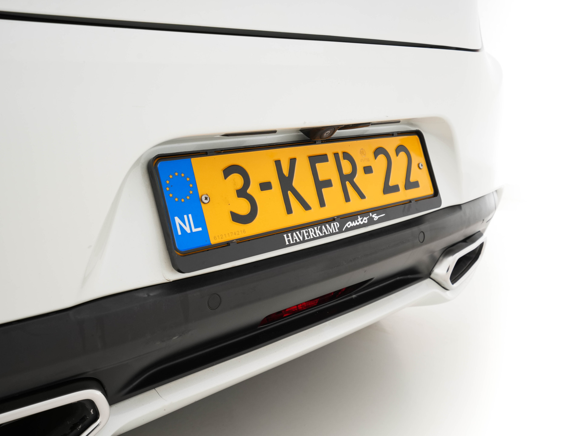 Citroën DS5 2.0 Hybrid4 Business Executive Aut. *PANO | TWO-TONE-LEATHER | MEMORY-PACK | NAVI-FULLMAP | XENON | KEYLESS | CAMERA | HEAD-UP | MASSAGE-SEAT | CRUISE | SPORT-SEATS | 17"ALU*