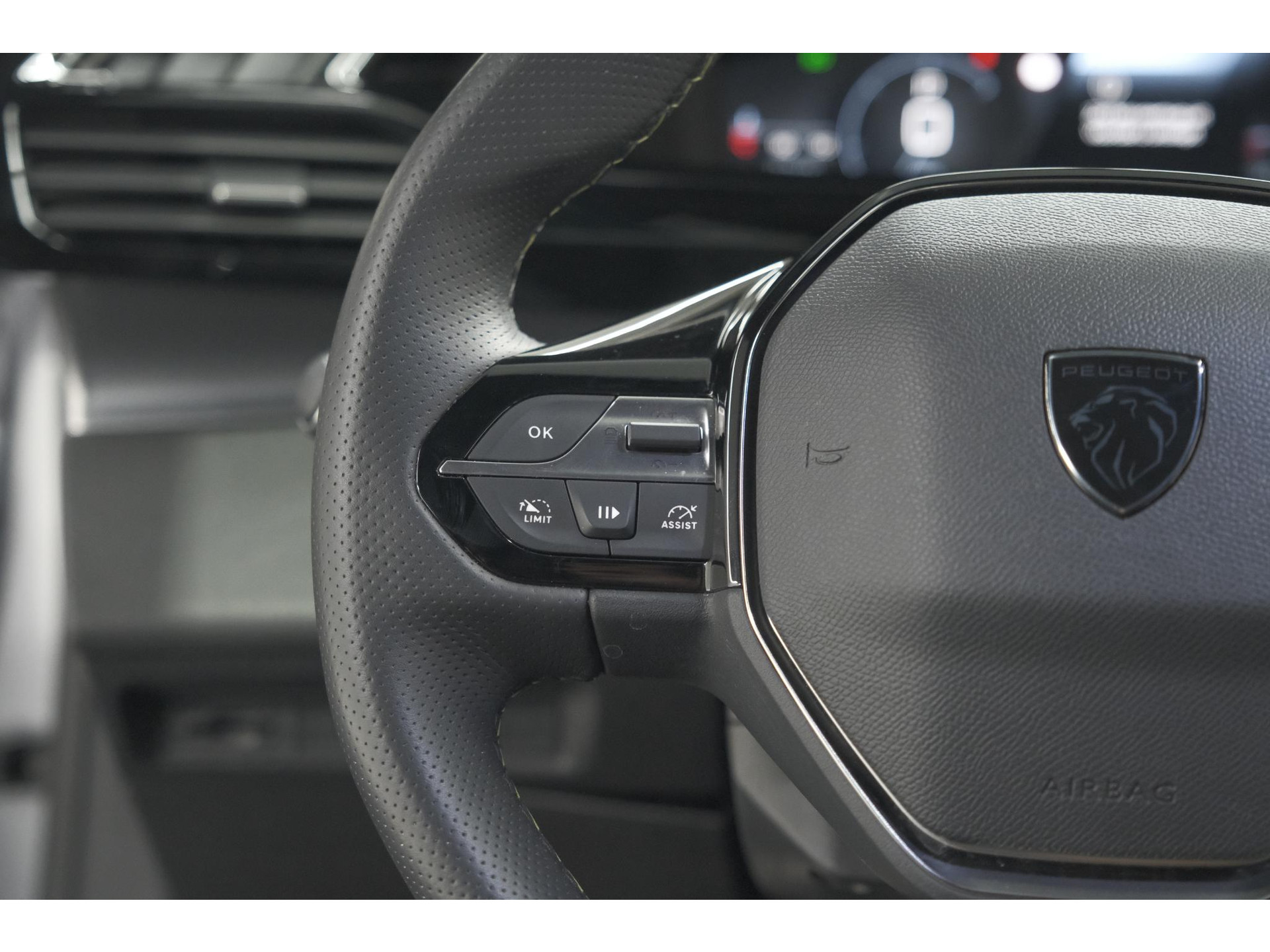 Peugeot 308 SW 1.2 Hybrid 136 e-DCS6 GT | Camera | Adaptieve Cruise Control | Apple Carplay
