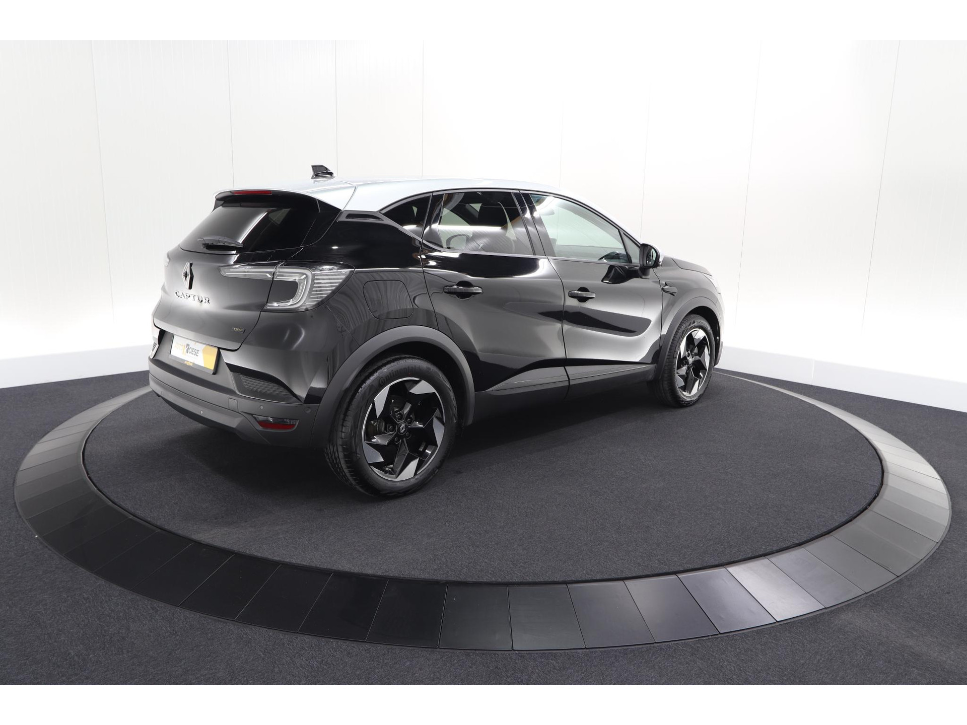 Renault Captur 1.8 E-Tech full hybrid 160 techno | Camera | Adaptieve Cruise Control | Navigatie
