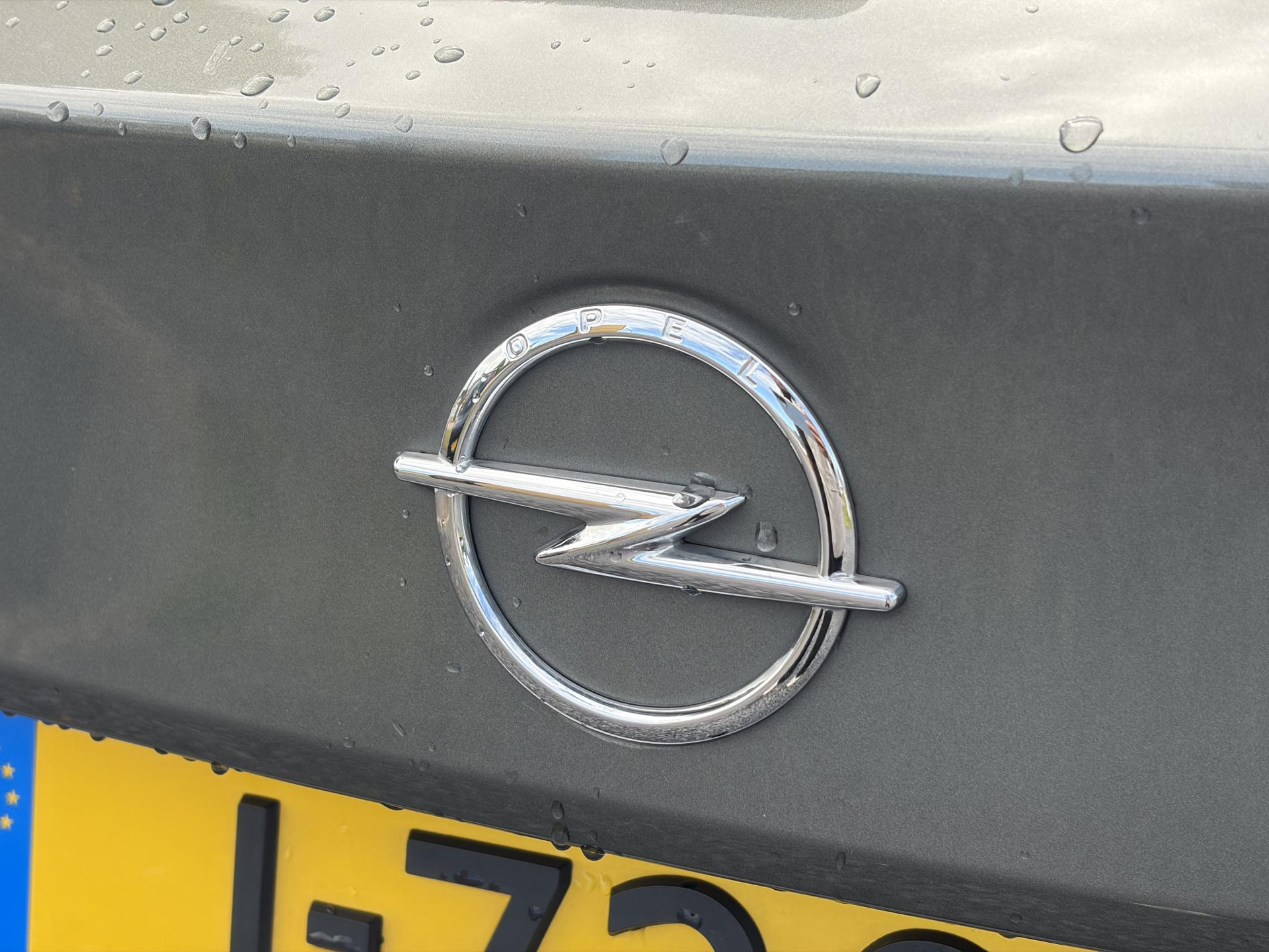 Opel Astra 1.2 Business Edition 147pk l 2e Eigenaar l Trekhaak l Navi l Carplay l 6 Bak l Clima l Cruise l Pdc V+A l Recent beurt gehad l Lm velgen l N.A.P l Apk tot 07-2028