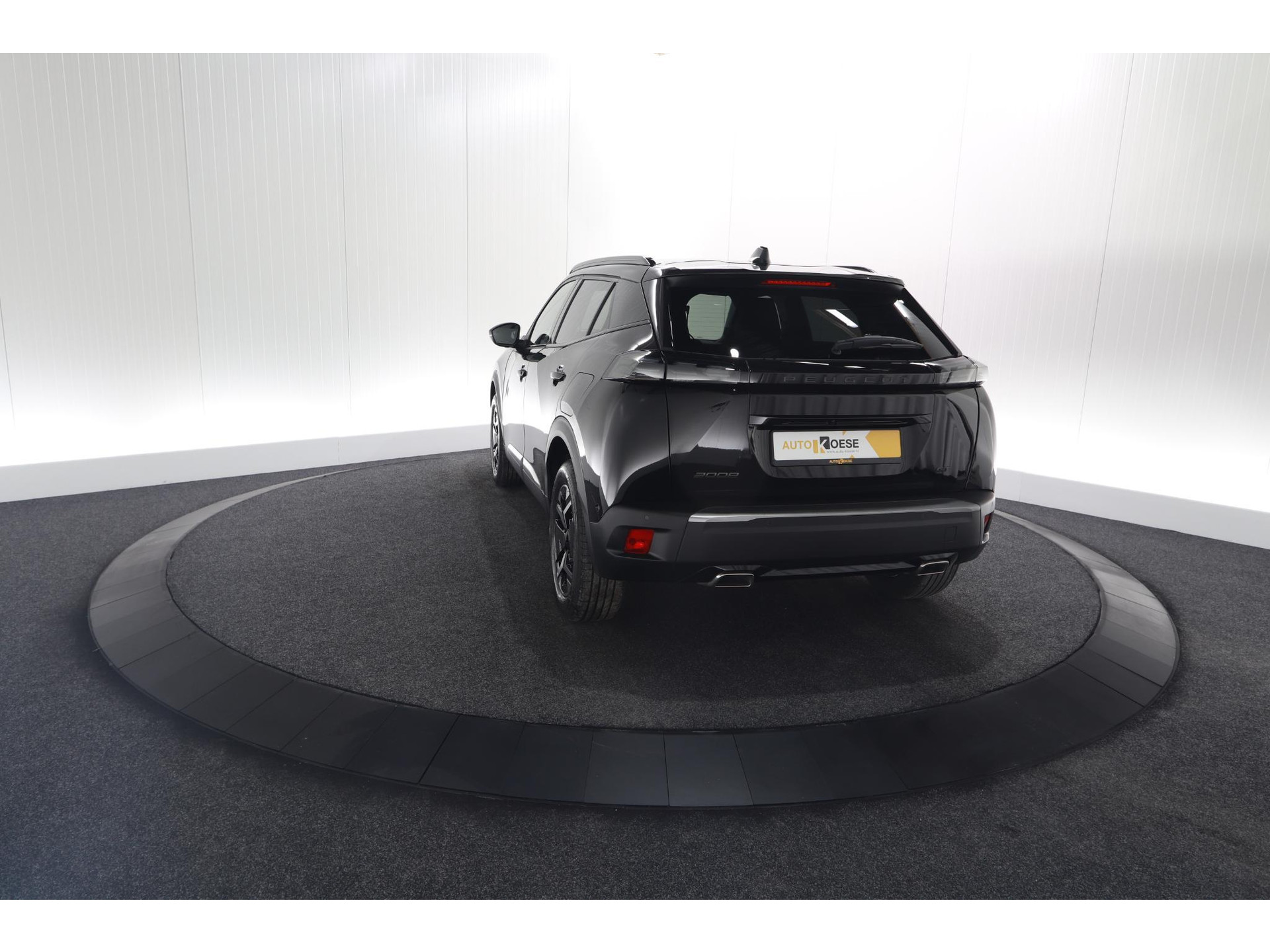 Peugeot 2008 PureTech 130 EAT8 GT | 360 Camera | Adaptieve Cruise Control | Dodehoekdetectie | Apple Carplay