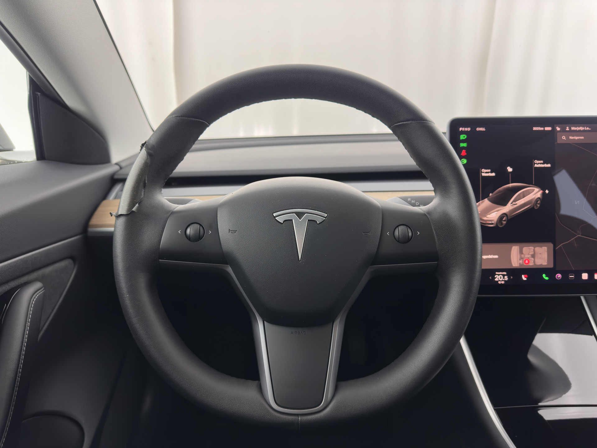 Tesla Model 3 Standard RWD Plus 60 kWh [ 3-Fase ] {SOH-86%} (INCL-BTW) Aut. *PANO | AUTO-PILOT | LEATHER | KEYLESS | FULL-LED | MEMORY-PACK | SURROUND-VIEW | DAB | CARPLAY | DIGI-COCKPIT | LANE-ASSIST | COMFORT-SEATS | 18"ALU*