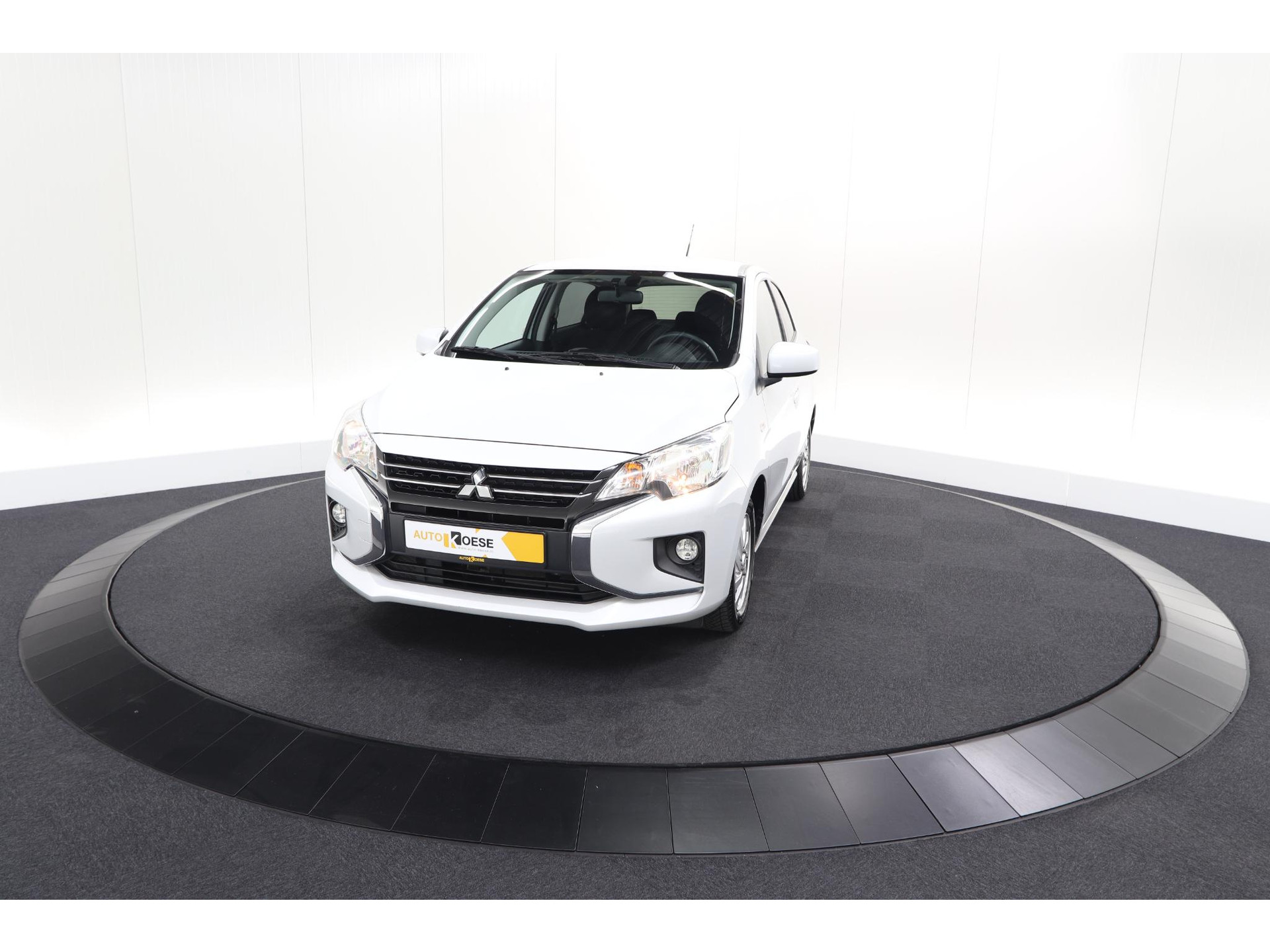 Mitsubishi Space Star 1.2 Intense | AUTOMAAT! | Apple Carplay | Allseason Banden | Climate Control