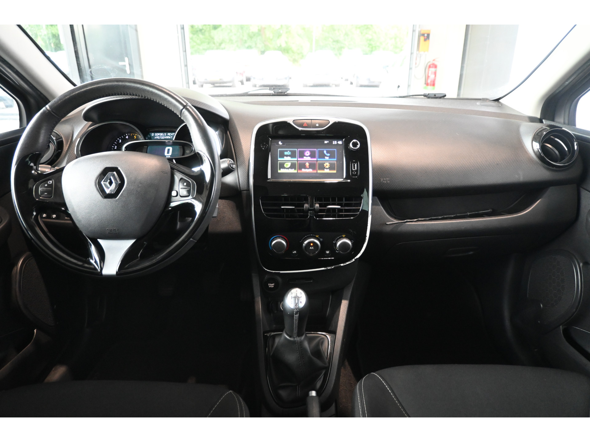 Renault Clio Estate 1.5 dCi ECO Limited Navigatie Airco Cruise control All in Prijs Inruil Mogelijk!