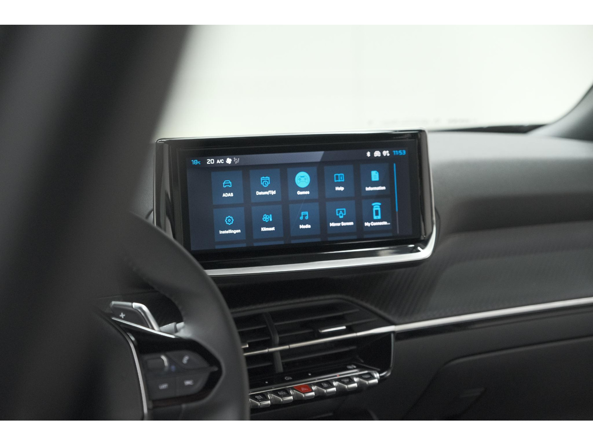 Peugeot 2008 1.2 Hybrid 145 Allure | 360 Camera | Adaptieve Cruise Control | Dodehoekdetectie | Apple Carplay