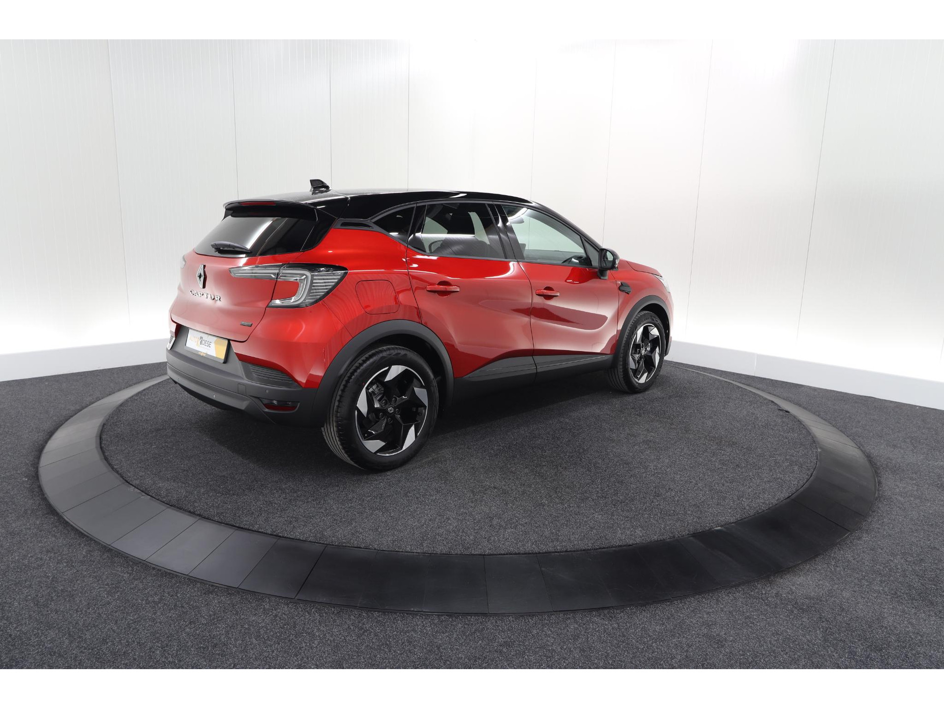 Renault Captur 1.6 E-Tech full hybrid 145 Techno | Advanced Driving | Camera | Dodehoekdetectie | Apple Carplay | 18 Inch Lichtmetalen Velgen