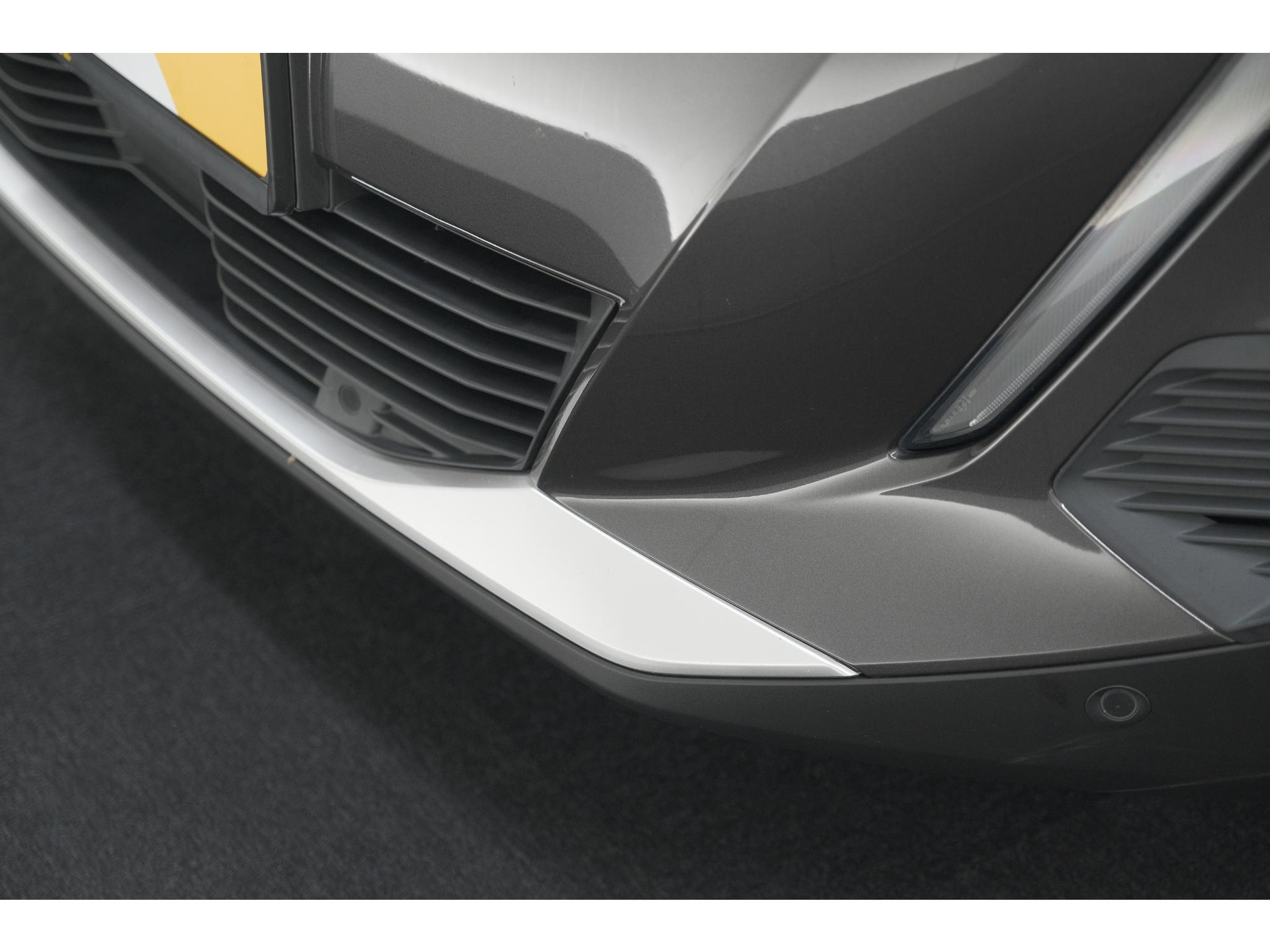 Peugeot 2008 PureTech 130 Allure | Camera | Stoelverwarming | Apple Carplay | Parkeersensoren voor + Achter