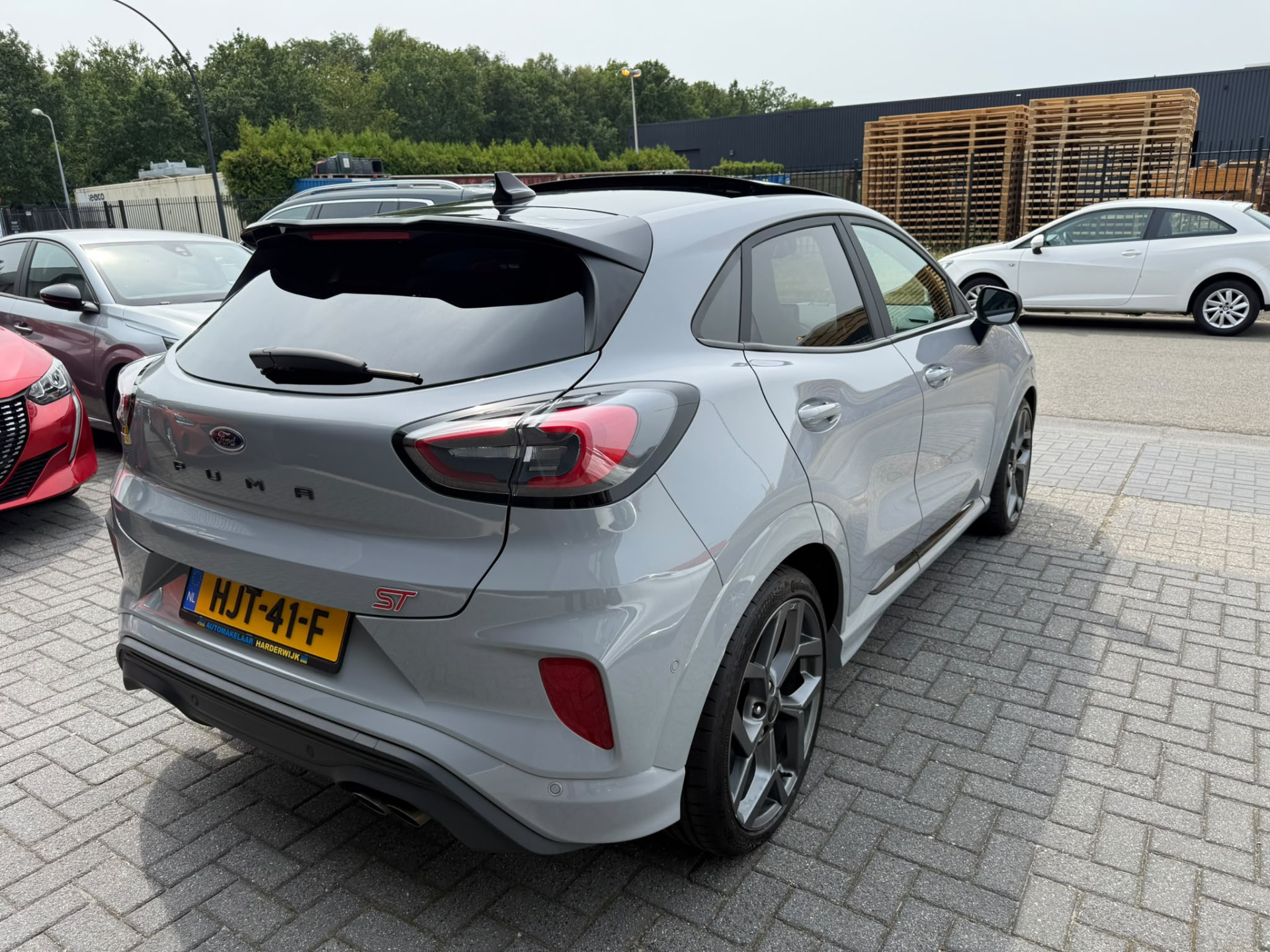 Ford Puma 1.0 EcoBoost Hybrid ST-X | AUTOMAAT | PANO DAK | 3/6/12 MND GARANTIE | NAVI | ACC | PDC | LANE ASSIST |