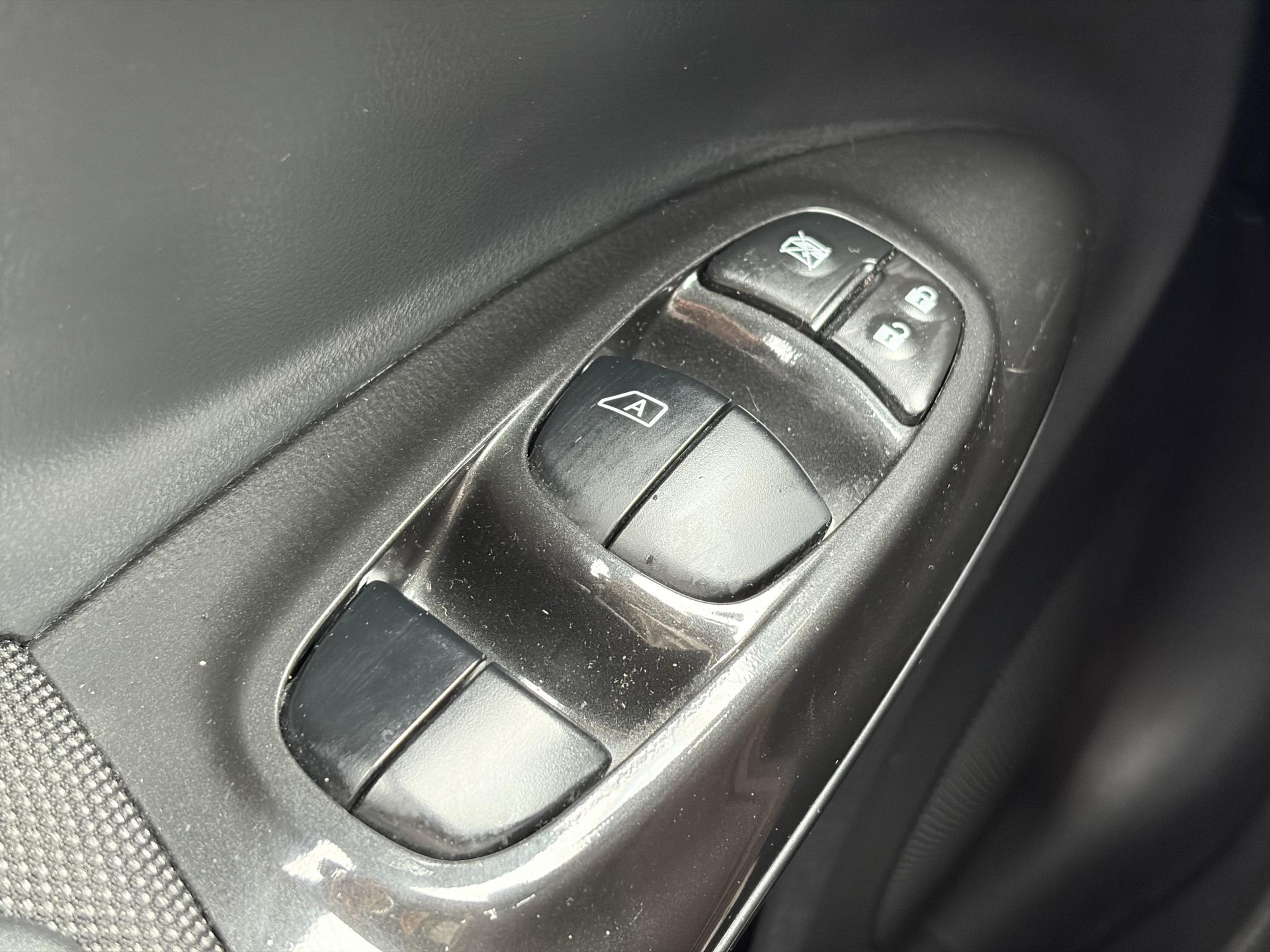 Nissan Juke 1.6 Connect Edition ✓1e Eigenaar✓Navi✓Camera✓117pk✓Clima✓Cruise✓Lm velgen✓Recent beurt gehad✓N.A.P✓Apk tot 09-2027