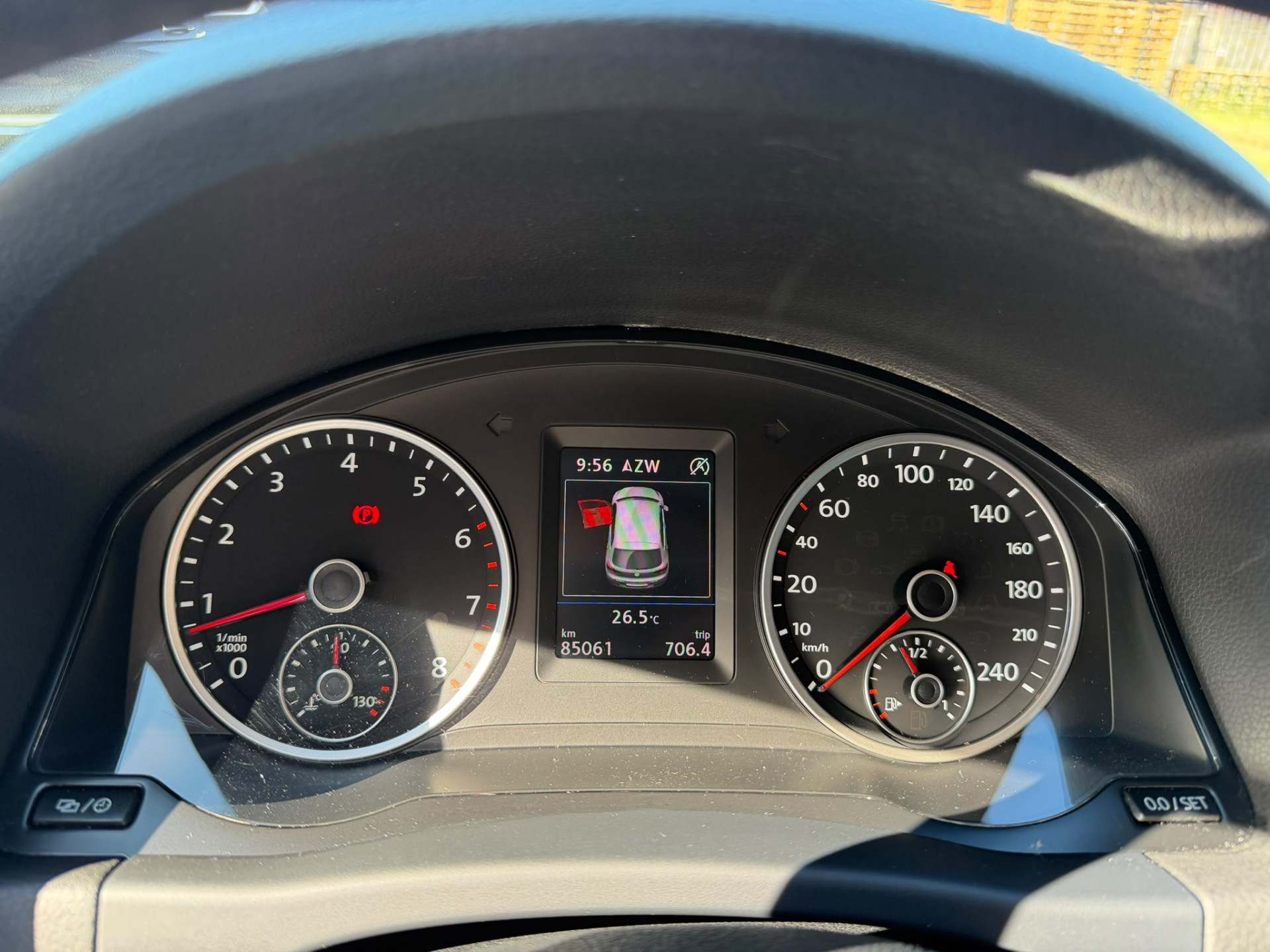 Volkswagen Tiguan 1.4 TSI Sport&Style | 1E EIGENAAR |3/6/12 MND GARANTIE | NAVI | PDC | TREKHAAK | NL AUTO |