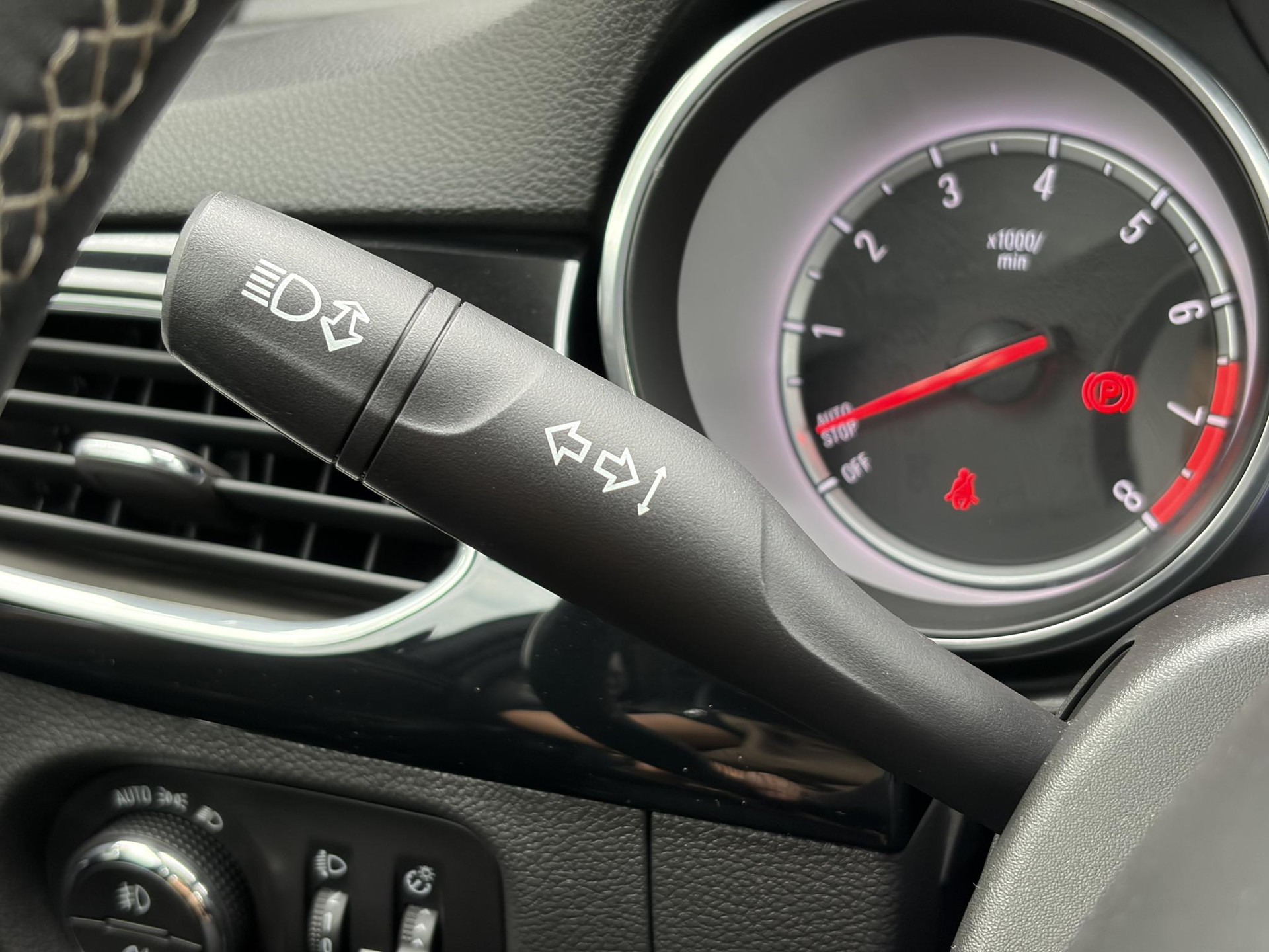 Opel Astra 1.4 Innovation ✓2e Eigenaar✓Carplay✓Navi✓150pk✓Keyless✓6 Bak✓Halfleder✓Rijstrooksensor✓Pdc V+A✓Clima✓Cruise✓Lm velgen✓Bj 12-2016✓N.A.P✓Apk tot 09-2027
