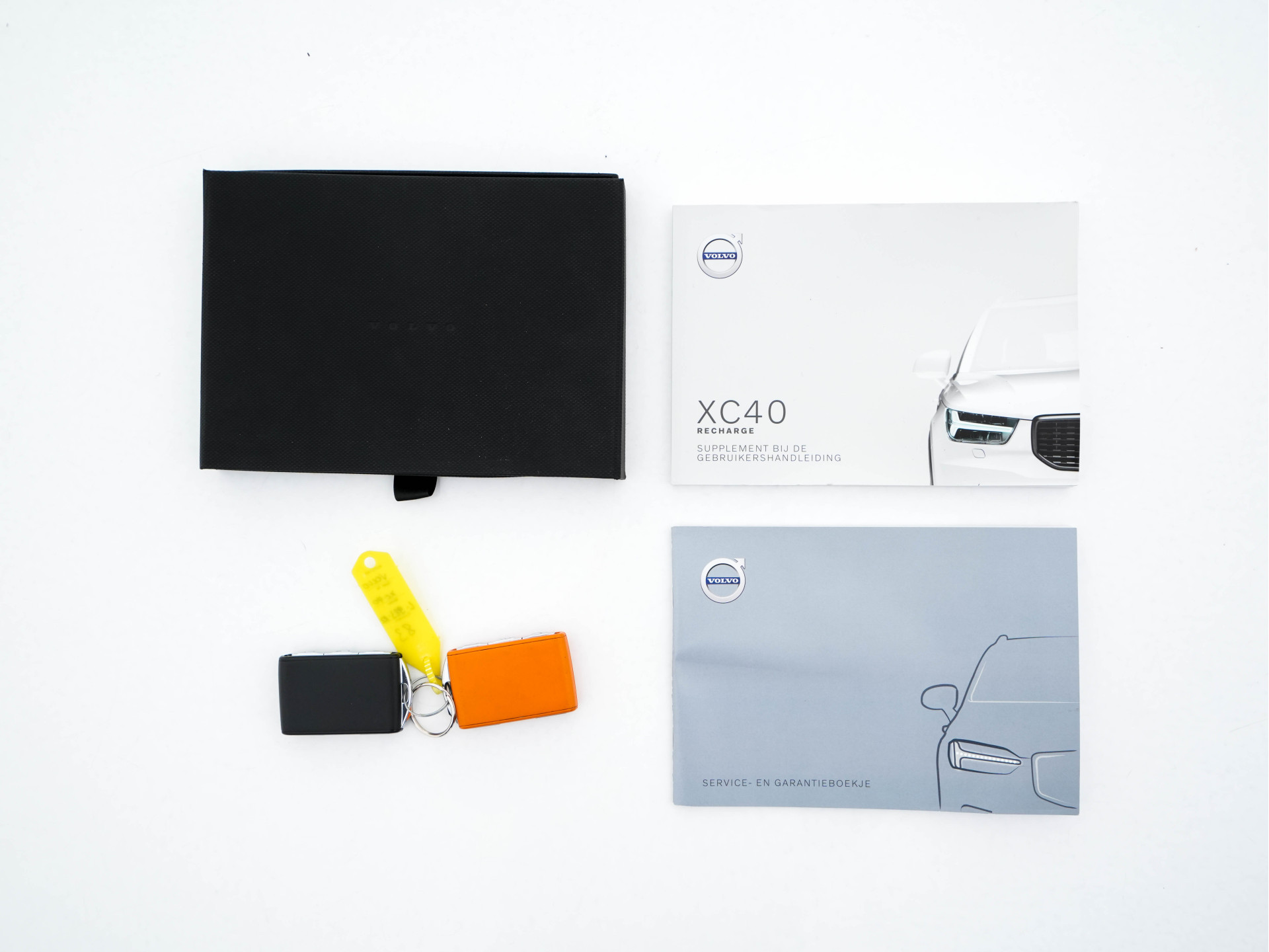 Volvo XC40 1.5 T5 Recharge Business Pro ( PLUG-IN ) (INCL-BTW) *AUT | NAVI-FULLMAP | DIGI-COCKPIT | CLIMA | KEYLESS | DAB | HEATED-SPORTSEATS | FULL-LED | ADAPTIVE-CRUISE | CAMERA | 18'' ALU*