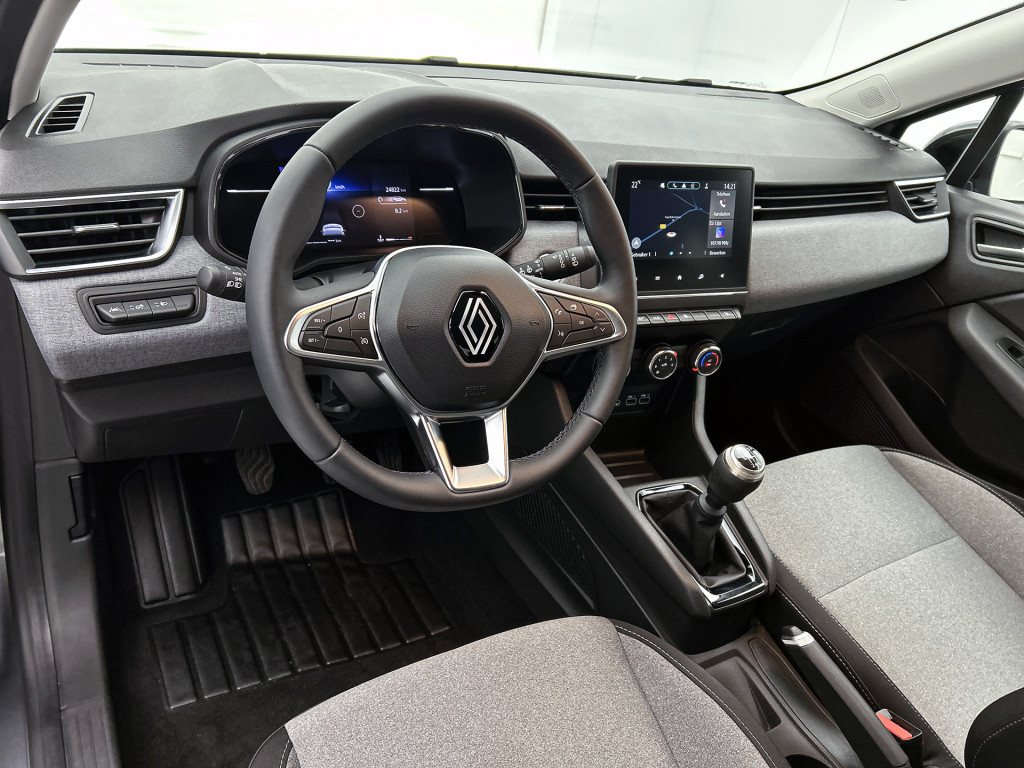 Renault Clio TCe 90PK GPF evolution | CAMERA | NAVI | DEALER ONDERHOUDEN | STOEL VERWARM. | PARK. SENSOREN | CARPLAY