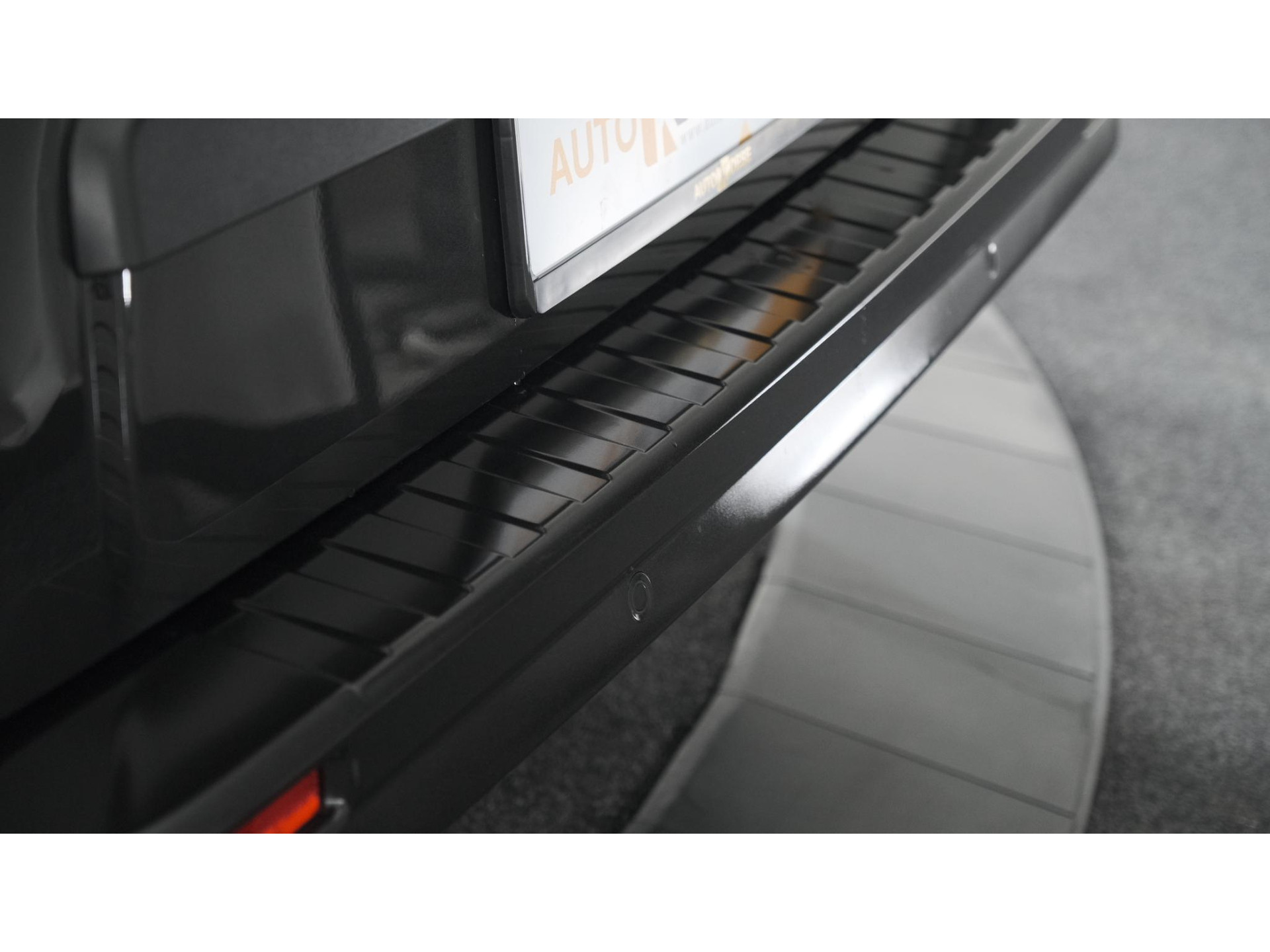 Renault Trafic 2.0 Blue dCi EDC 170 T29 L2H1 Extra DC | 6 Zitlplaatsen | Camera | Navigatie | Climate Control | Dubbele Cabine