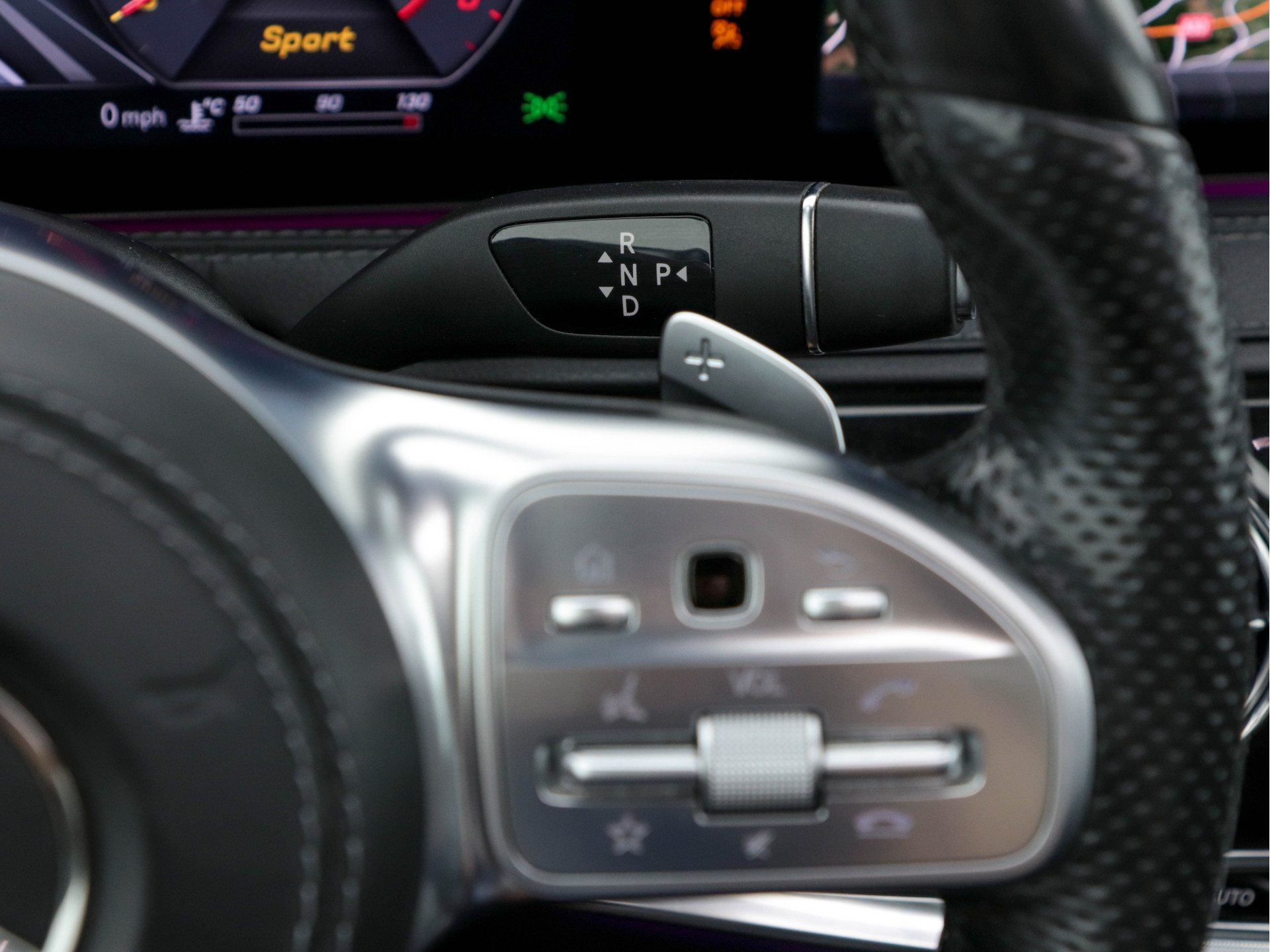 Mercedes-Benz S-klasse 400d 4-Matic Lang Aut. *PANO | DISTRONIC | BURMESTER-AUDIO | TOP-VIEW | KEYLESS | BLIND-SPOT | AIRMATIC | FULL-LEATHER  | FULL-LED |  MEMORY-PACK  | WIDE-SCREEN-DIGI-COCKPIT | AMBIENT-LIGHTNING |  HEATED/VENTI