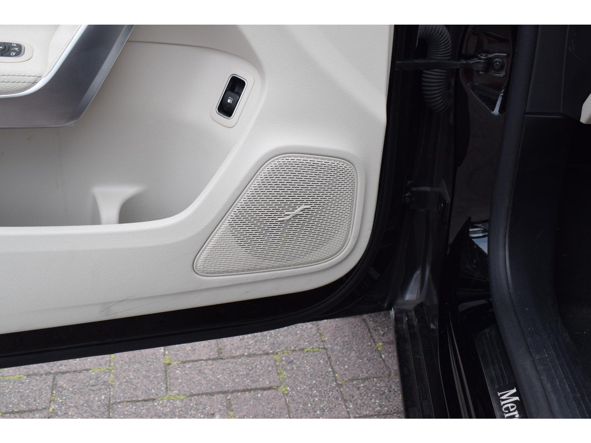 Mercedes-Benz A-klasse 250 e Business Solution Luxury Limited | Pano | Leer | Burmester | SOH: 94,3% | Stoelverwarming