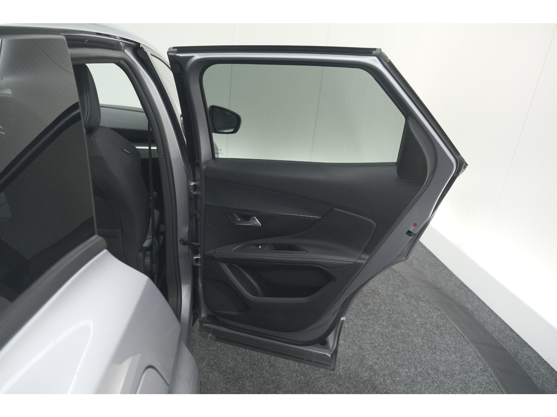 Peugeot 3008 1.6 HYbrid 225 Allure Pack Business | Camera | Navigatie | Apple Carplay | Parkeersensoren