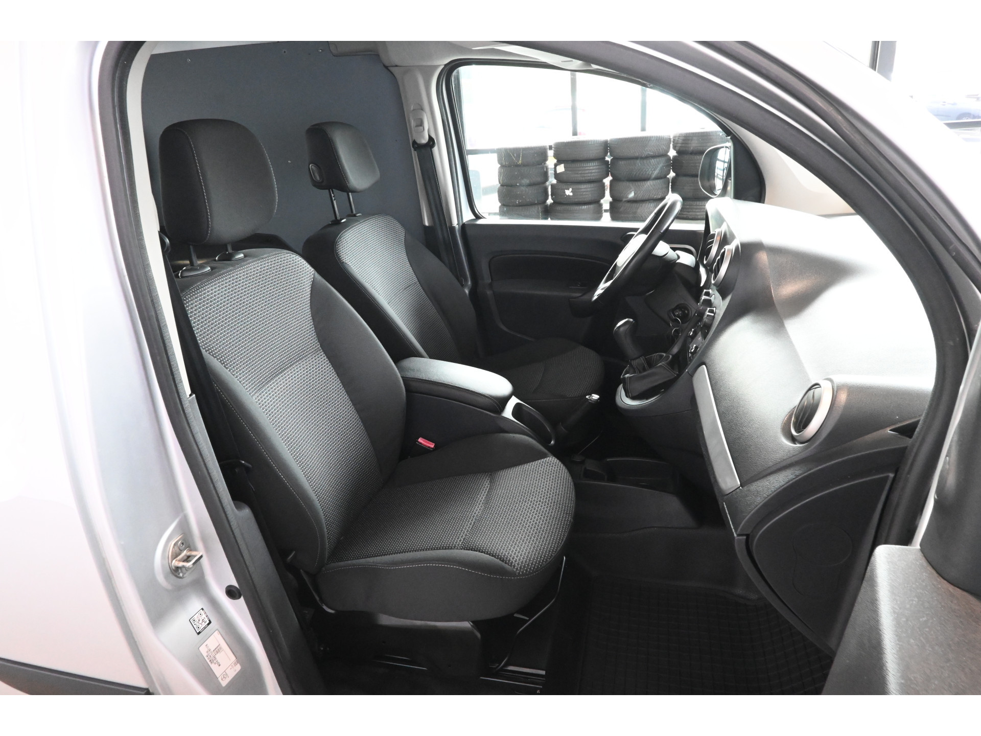 Mercedes-Benz Citan 108 CDI BlueEFFICIENCY Airco Navigatie Trekhaak Rijklaarprijs! Inruil Mogelijk!