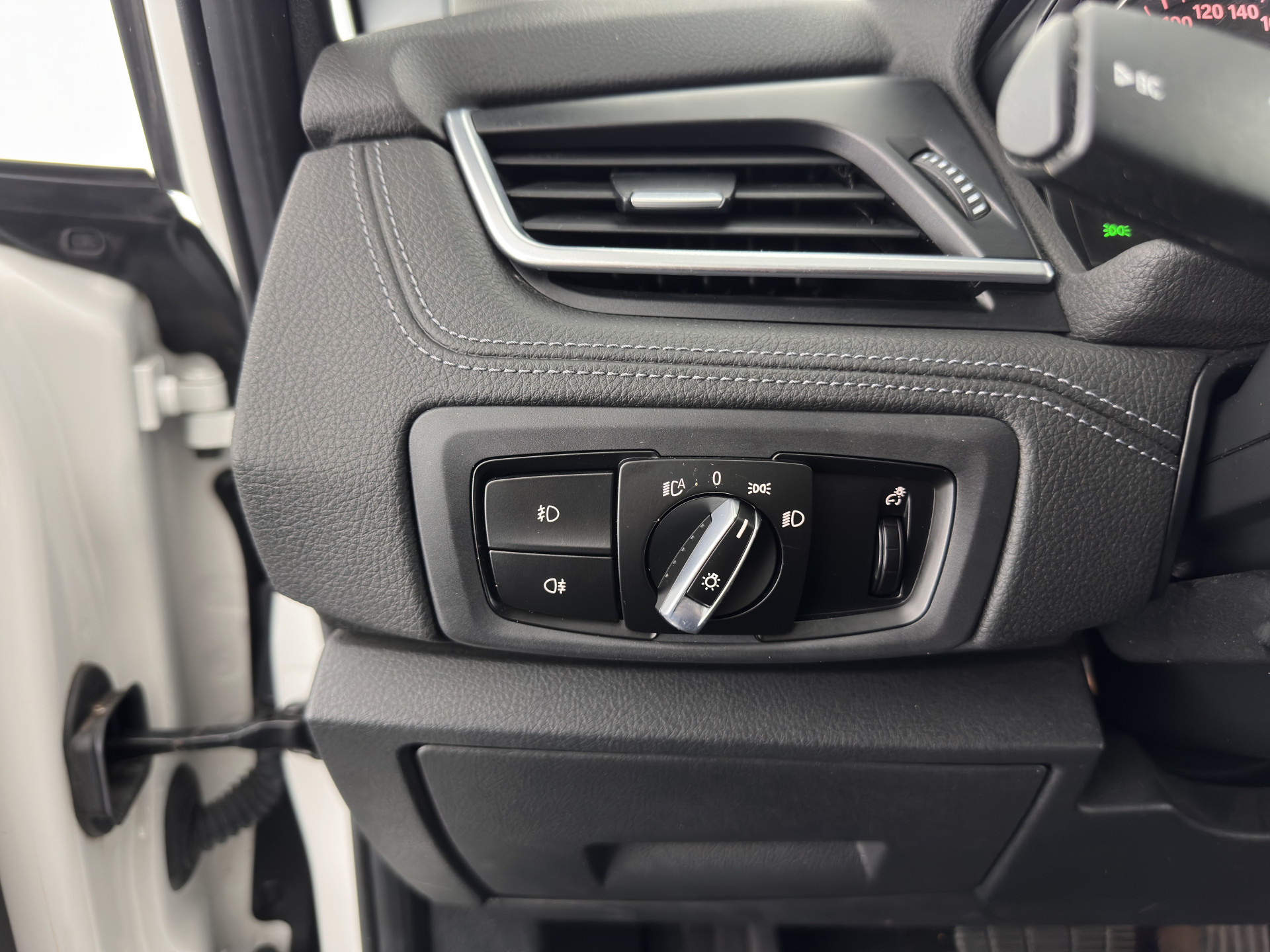 BMW 2-serie Active Tourer 225xe Sport-Line Centennial High Executive Aut. *FULL-LED | NAVI-FULLMAP | HEATED-SPORTSEATS | ECC | PRIVACY-GLASS | PDC | CRUISE | 18''ALU*