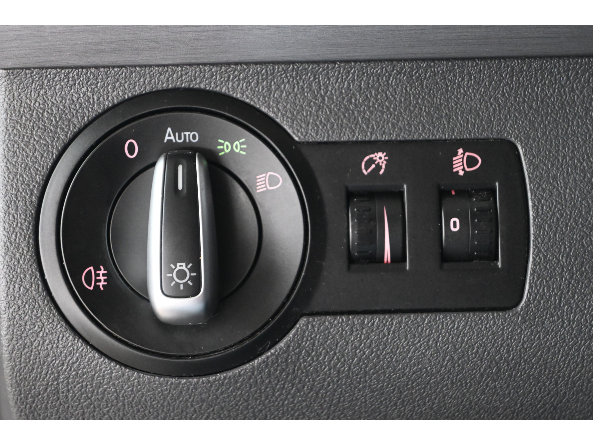 Volkswagen Touran 1.4 TSI Comfortline Clima Navigatie Cruise Control Goed Onderhouden! Inruil Mogelijk!
