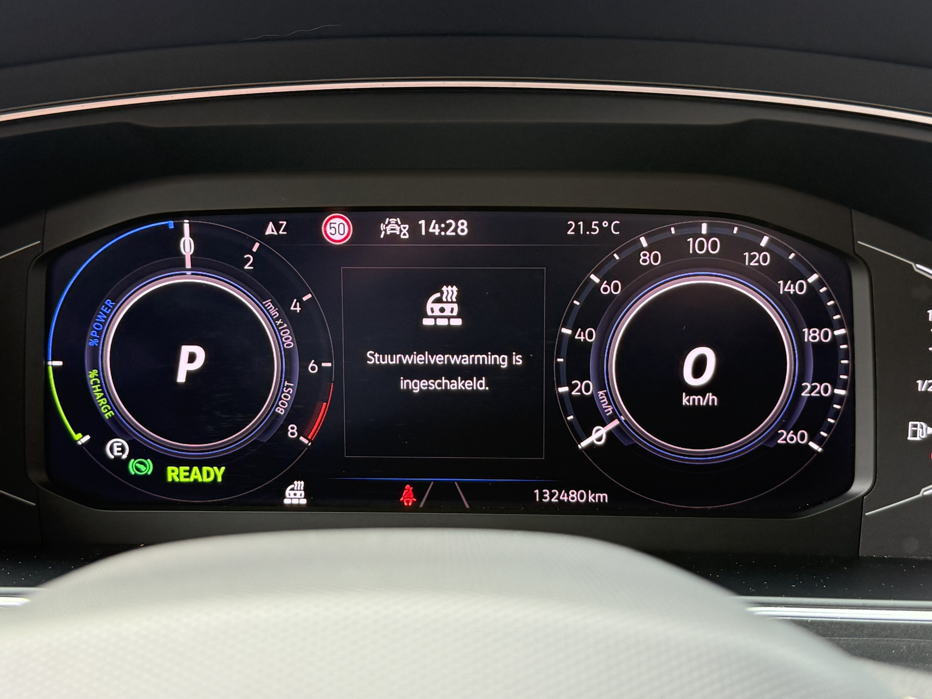 Volkswagen Tiguan 1.4 TSI eHybrid R-Line Business+ | Camera | Stoelverwarming | Dodehoeksensoren