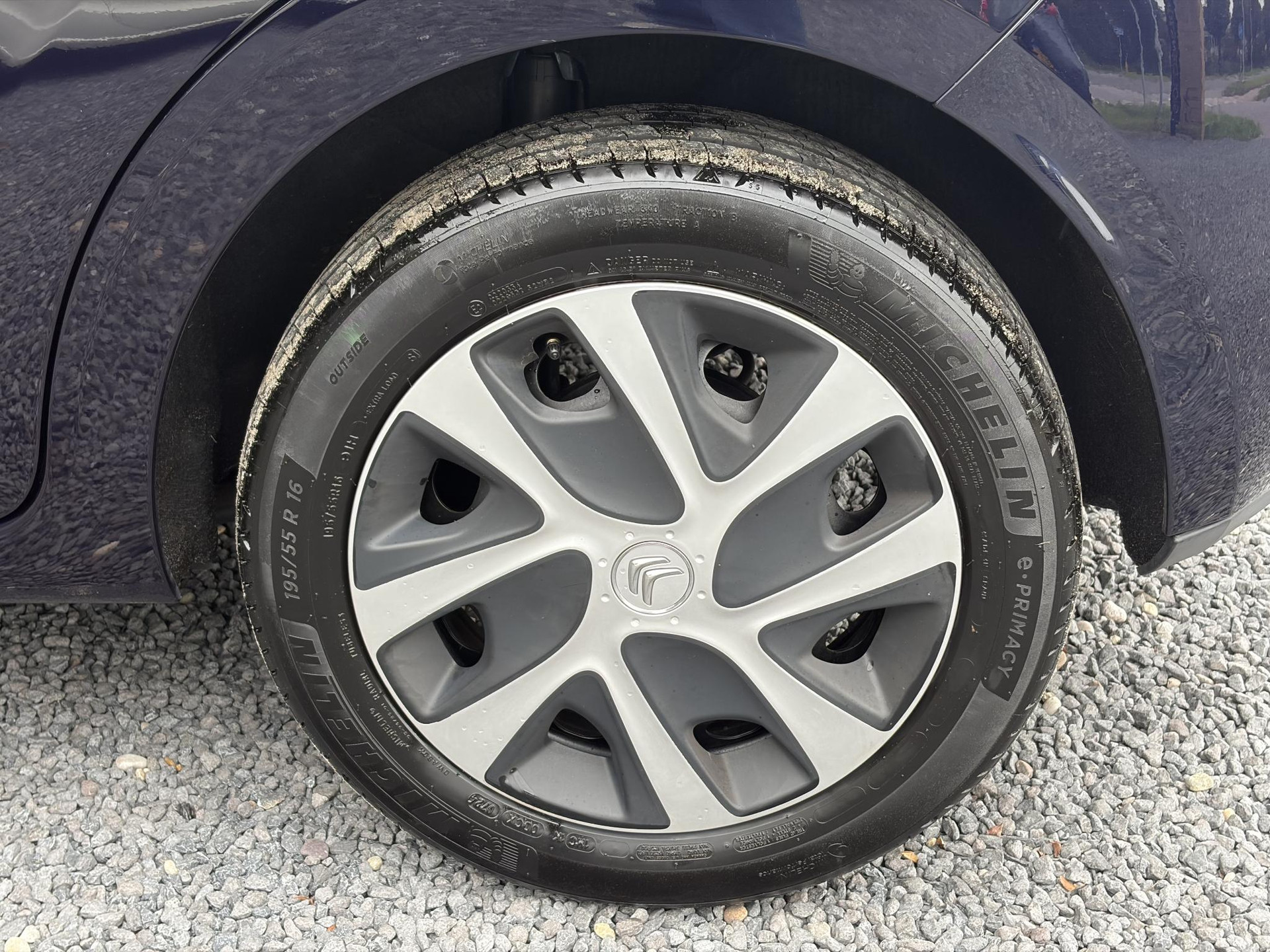 Citroen C3 1.2 PureTech Selection ✓Nieuwe D-riem✓Navi✓Carplay✓Trekhaak✓Dealer Onderhouden✓Clima✓Cruise✓5 Deurs✓Net grote beurt gehad✓N.A.P✓Apk tot 09-2027