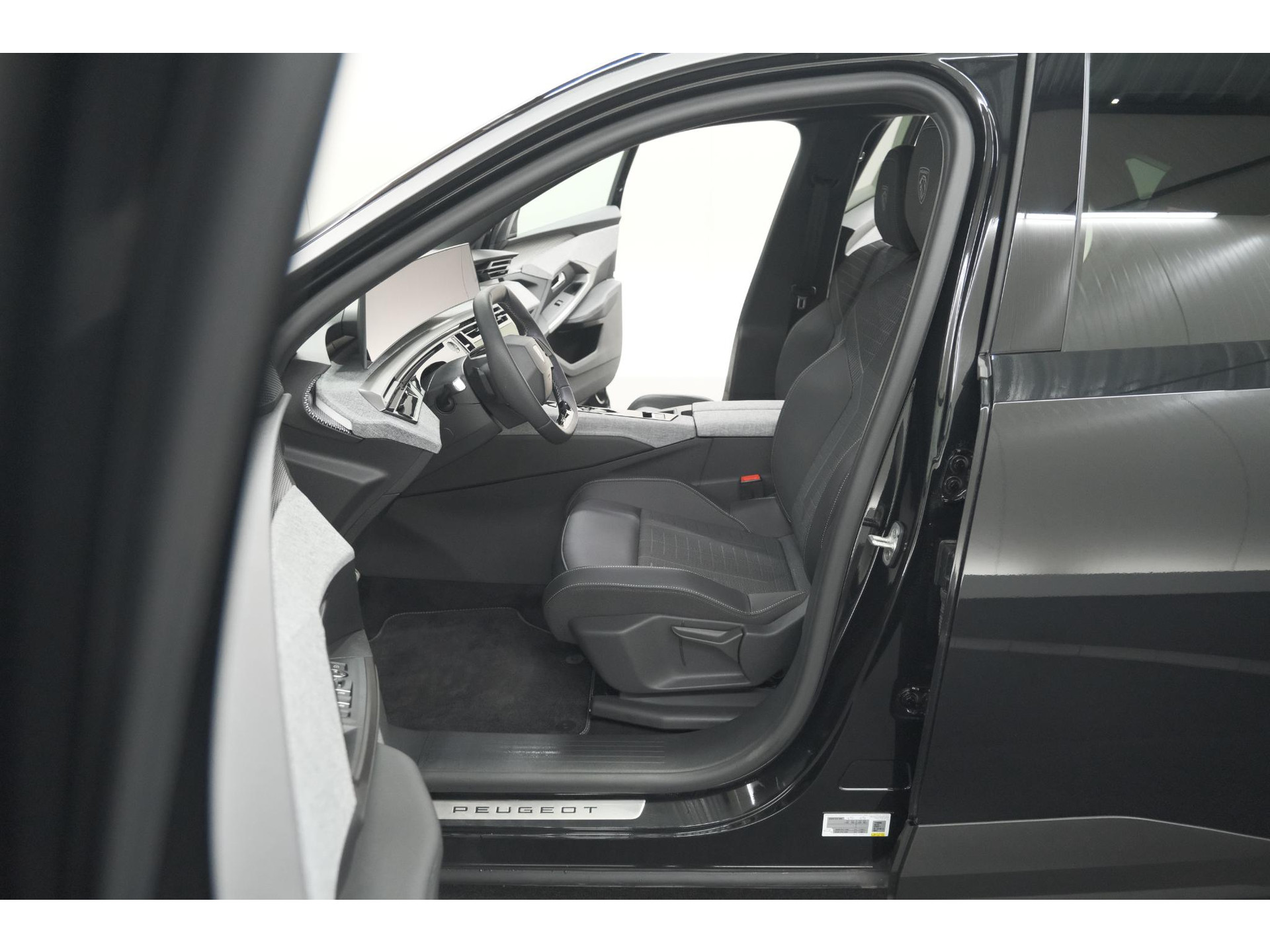 Peugeot 3008 1.2 Hybrid 145 GT | Adaptieve Cruise Control | Camera | Elektrische Kofferklep | Apple Carplay