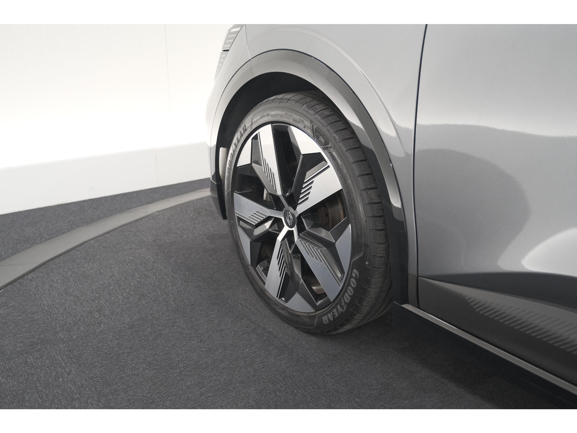 Renault Megane E-Tech EV40 Boost Charge Techno | SOH 95,5% | Camera | Apple Carplay | Parkeersensoren