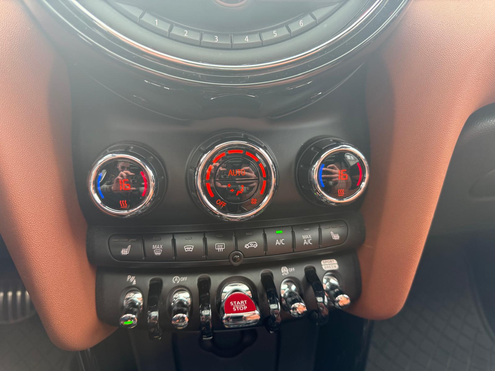 MINI Mini 2.0 John Cooper Works Chili | 1E EIGENAAR | 3/6/12MND GARANTIE | 230PK | PANO | ACC | CARPLAY | LED | HEAD-UP | NAVI | DAB |