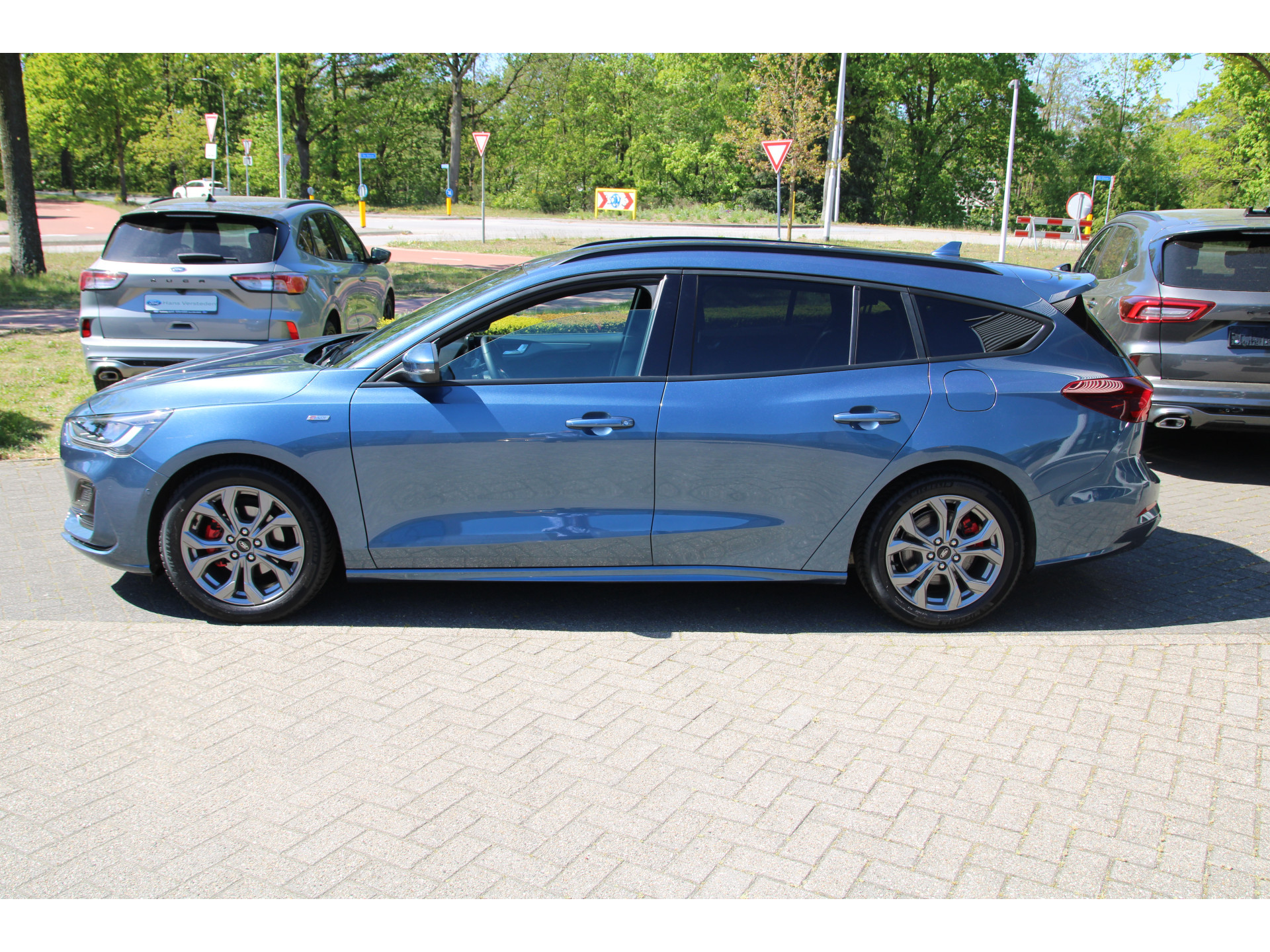 Ford Focus Wagon 1.0 EcoBoost 125 PK Hybrid ST Line TREKHAAK | WINTER- PACK | Camera |
