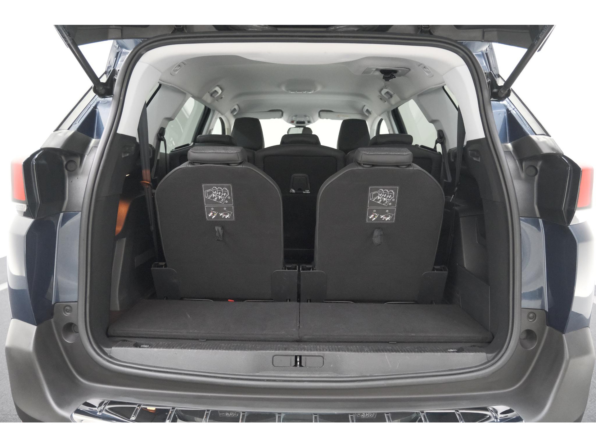 Peugeot 5008 PureTech 130 EAT8 Crossway | Trekhaak | Camera | Navigatie | Apple Carplay