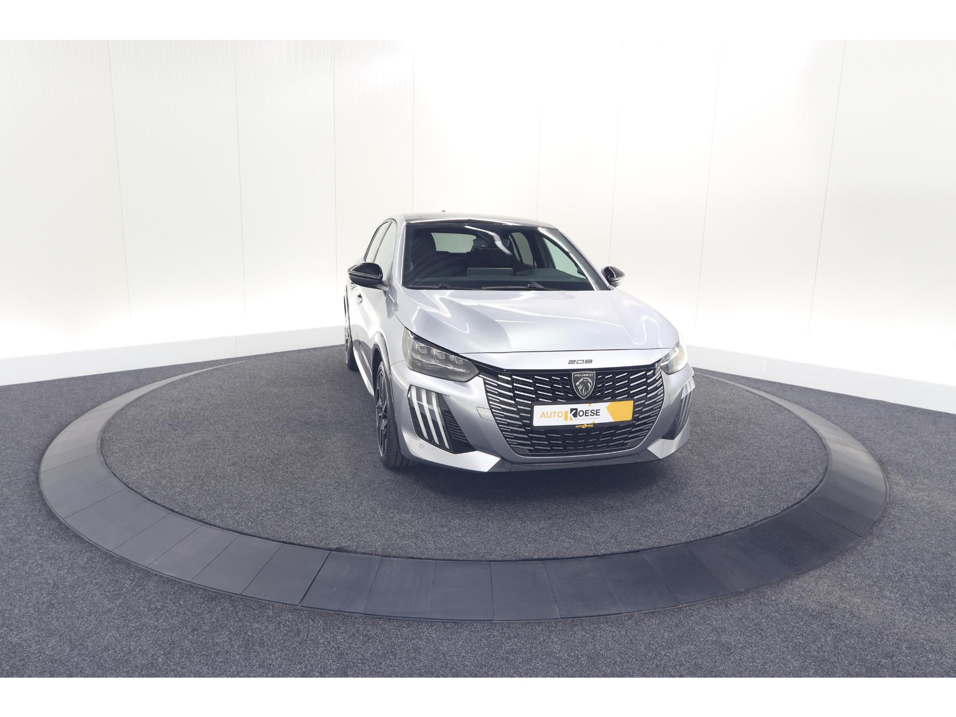 Peugeot 208 Hybrid 136 e-DCS6 GT | Camera | Apple Carplay & Android Auto | Parkeersensoren