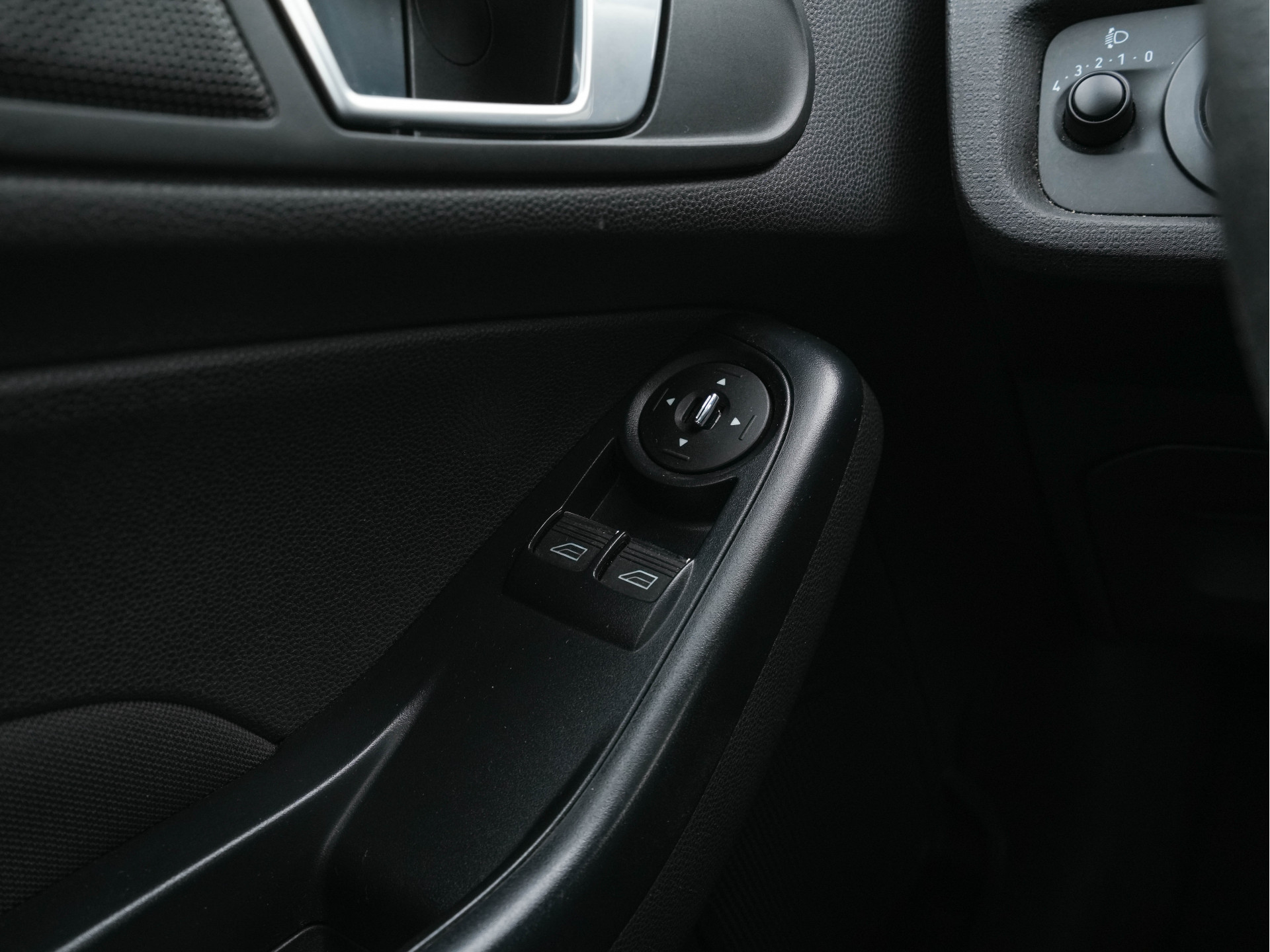 Ford Fiesta 1.6 TDCi Lease Style *AIRCO | COMFORT-SEATS*